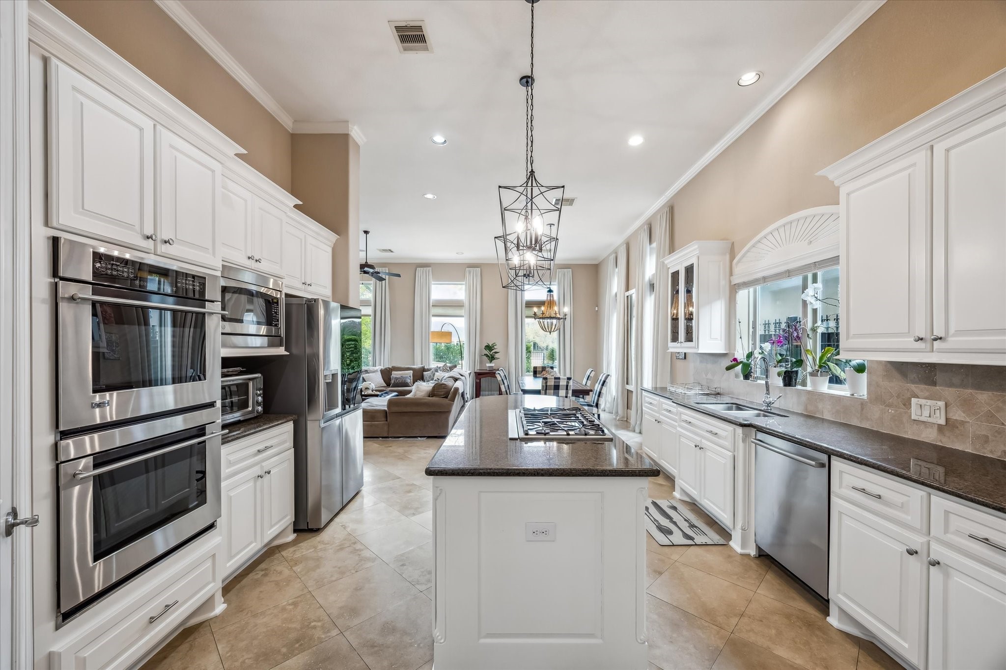 11610 Montmarte Boulevard Property Photo 17