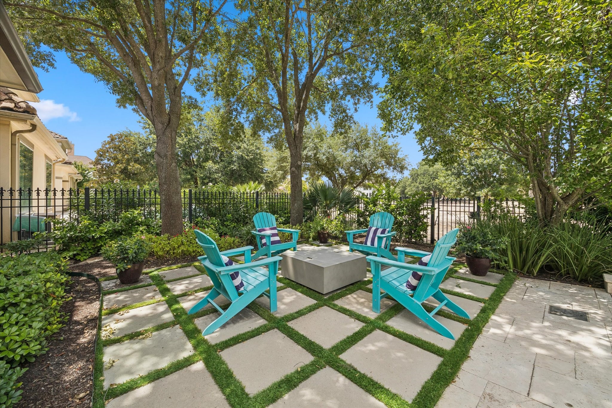 11610 Montmarte Boulevard Property Photo 36