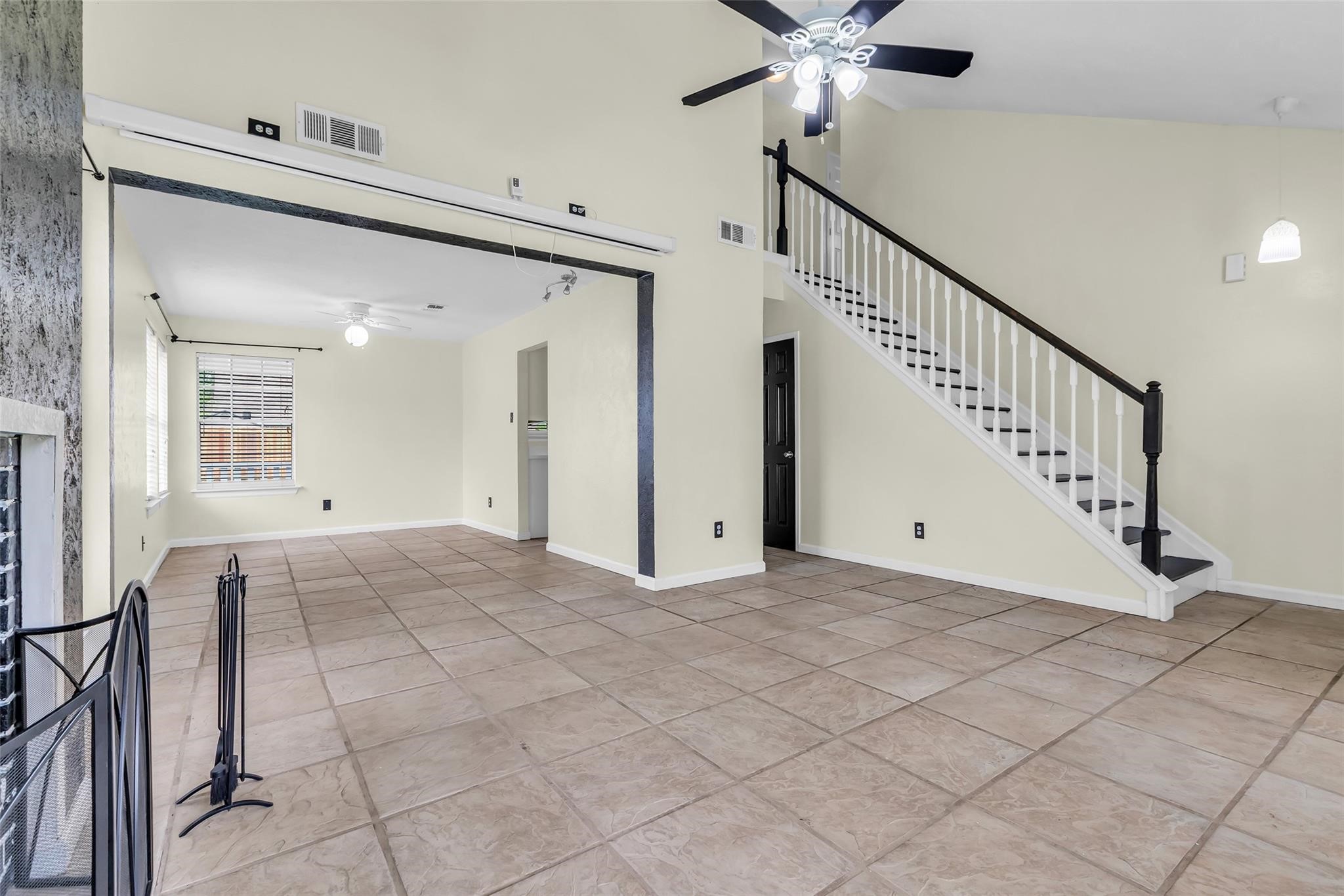 15830 Pipers View Drive Property Photo 6
