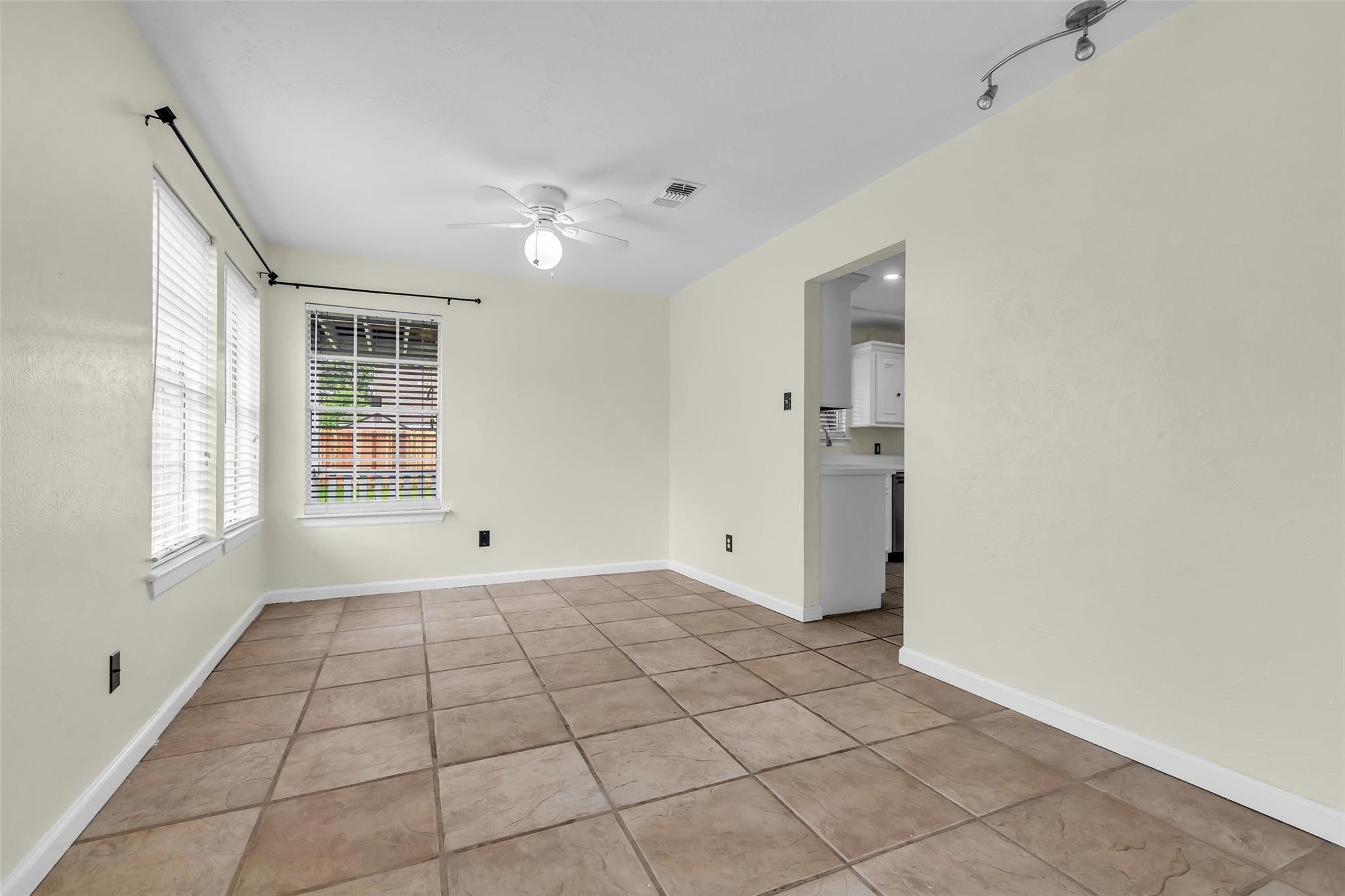 15830 Pipers View Drive Property Photo 10