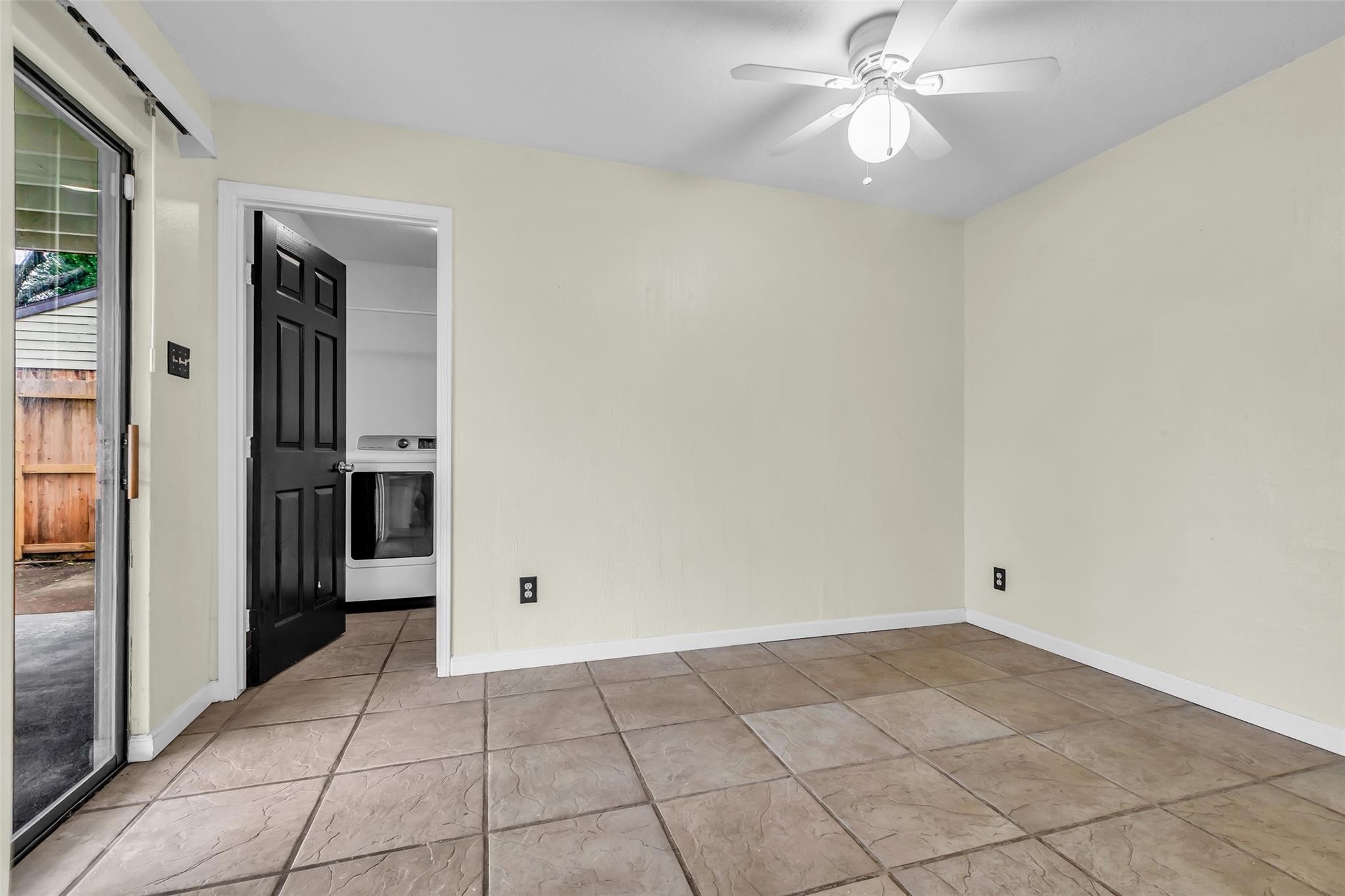 15830 Pipers View Drive Property Photo 12