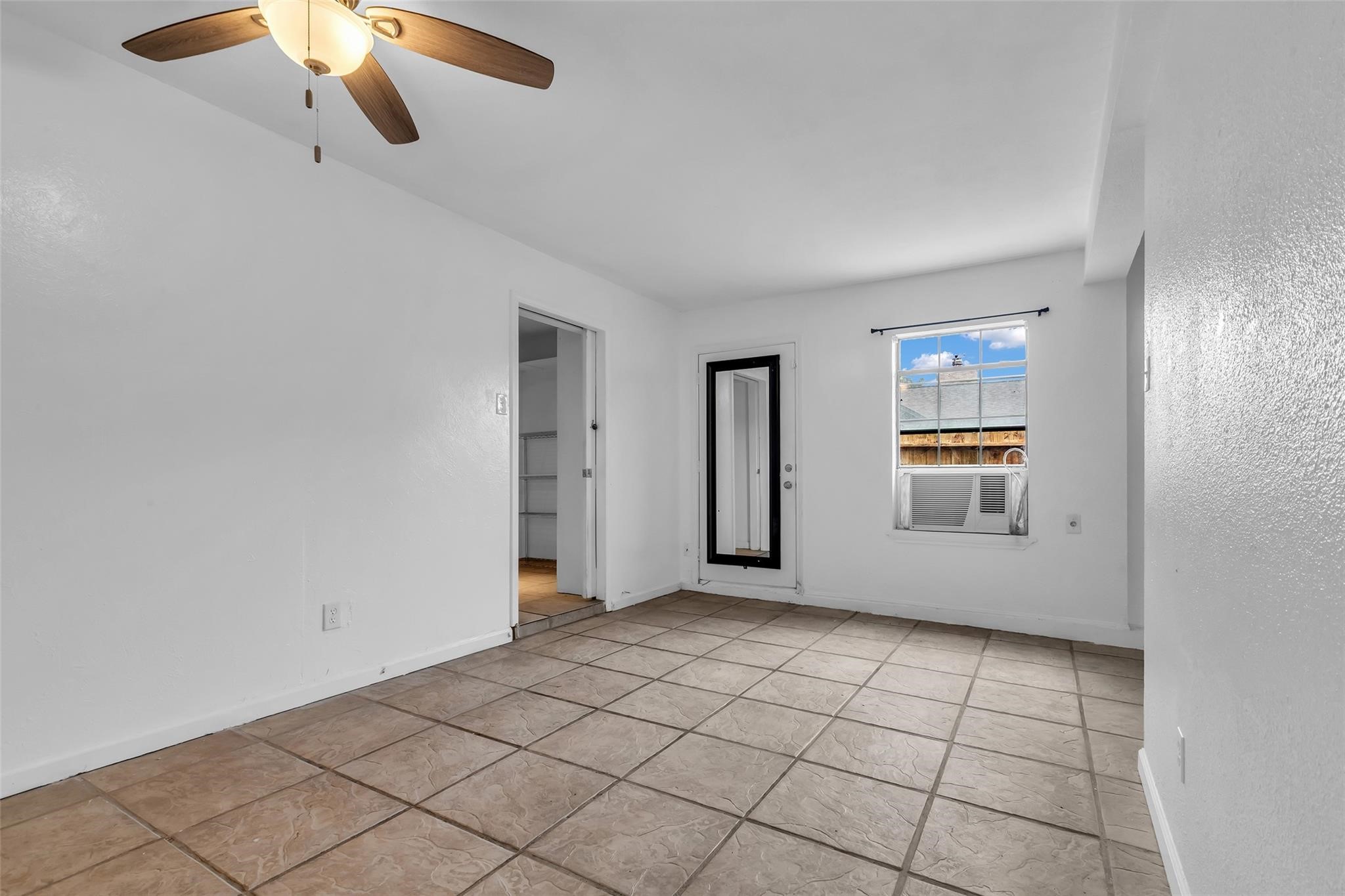 15830 Pipers View Drive Property Photo 15
