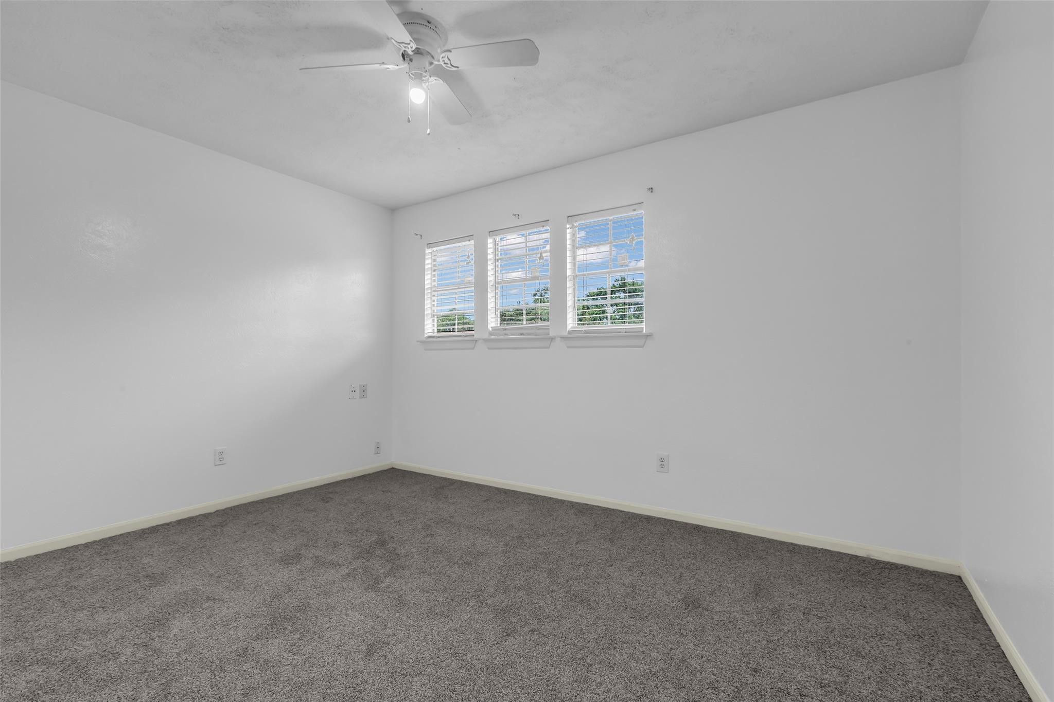 15830 Pipers View Drive Property Photo 19