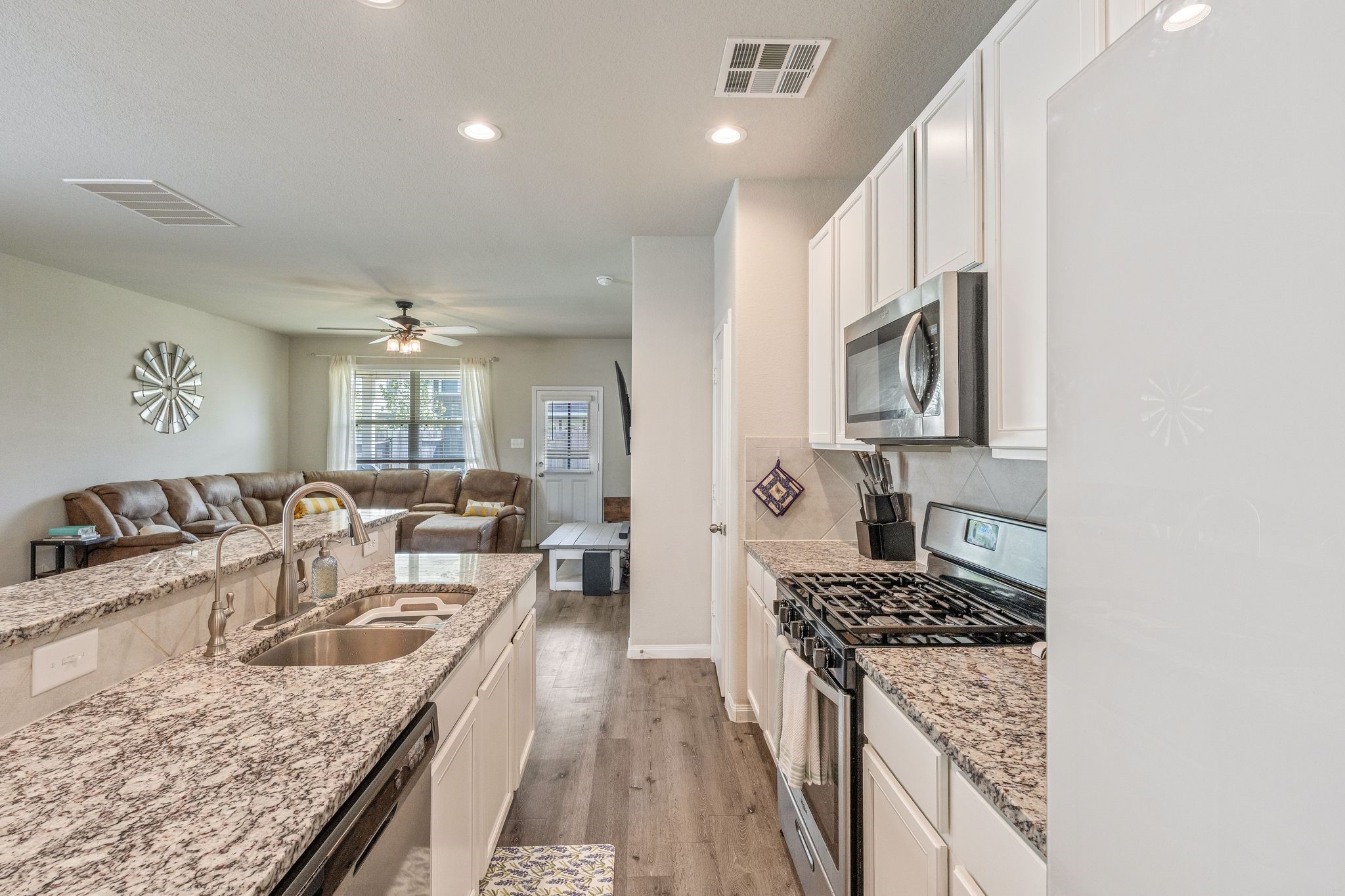 2221 Raider Drive Property Photo 16