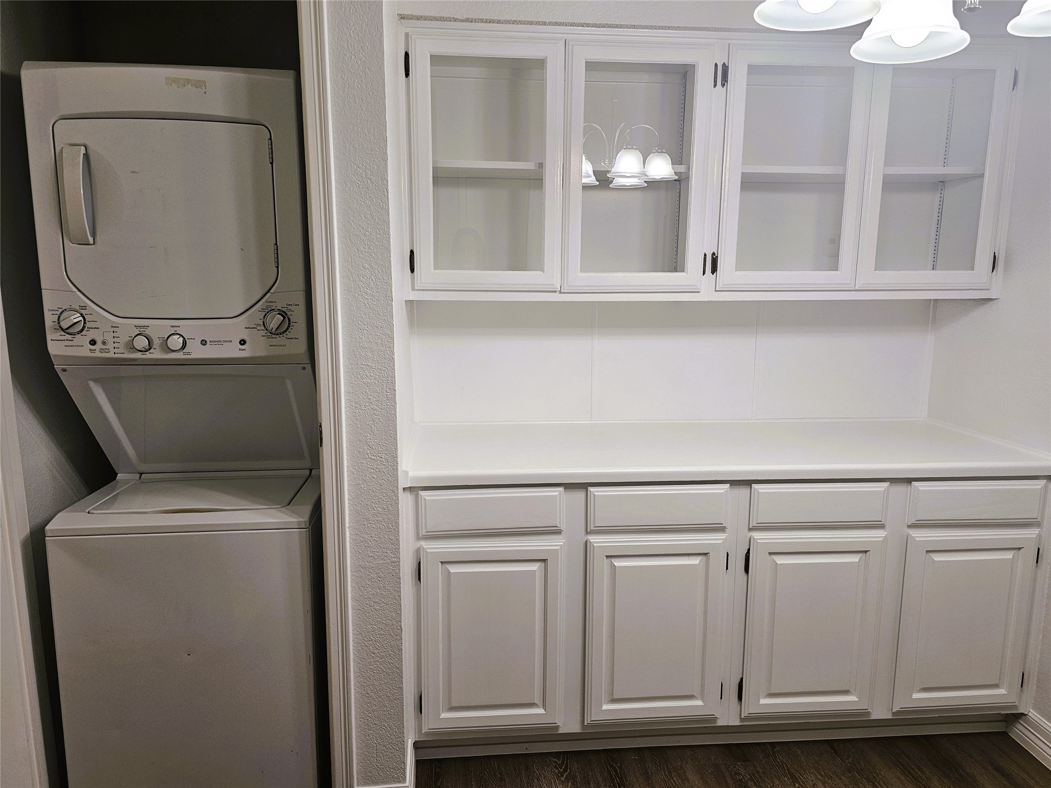 921 Marine Drive 227 Property Photo 10
