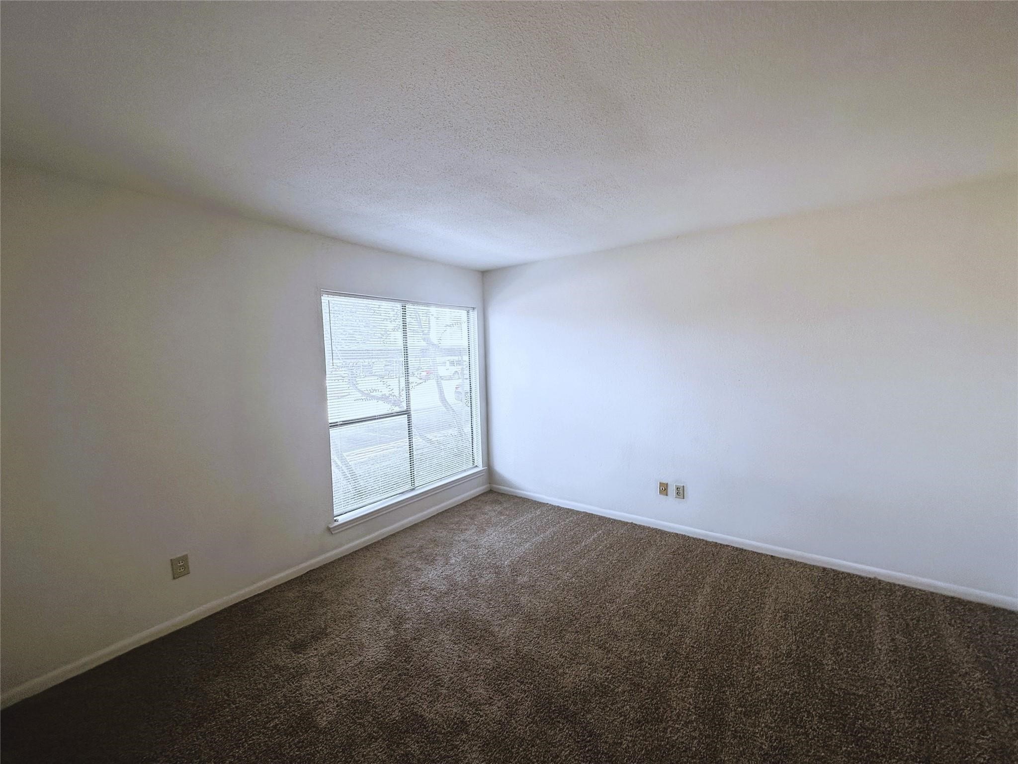 2820 S Bartell Drive 2 Property Photo 4