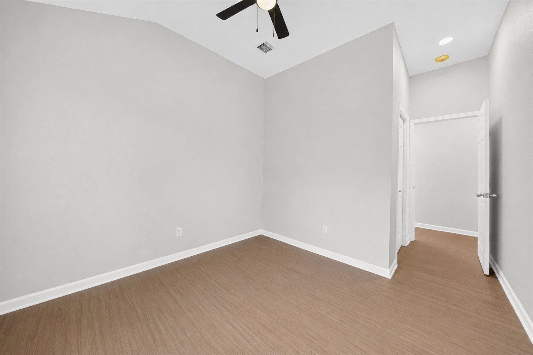 874 Green Meadow Lane Property Photo 32