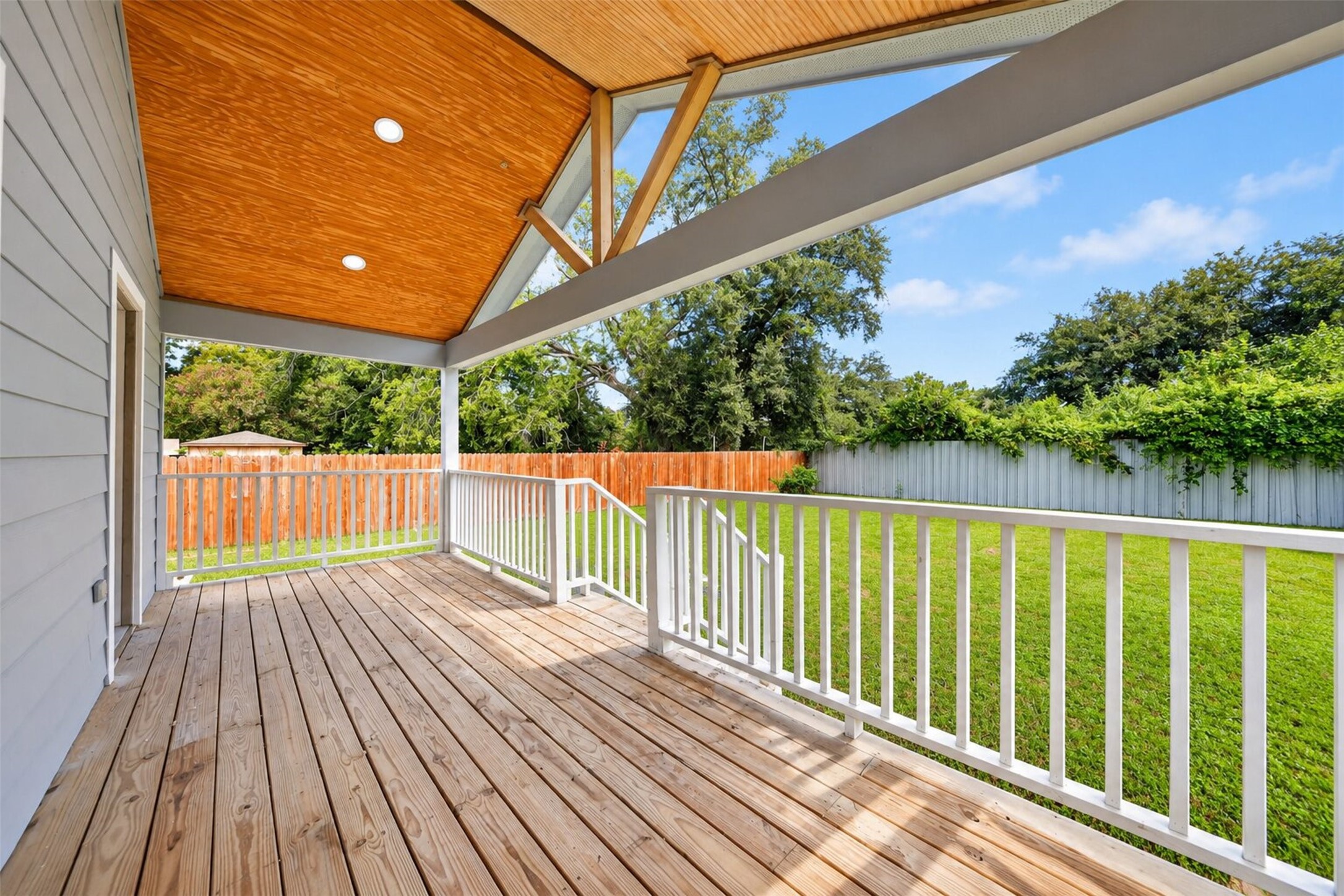 874 Green Meadow Lane Property Photo 38