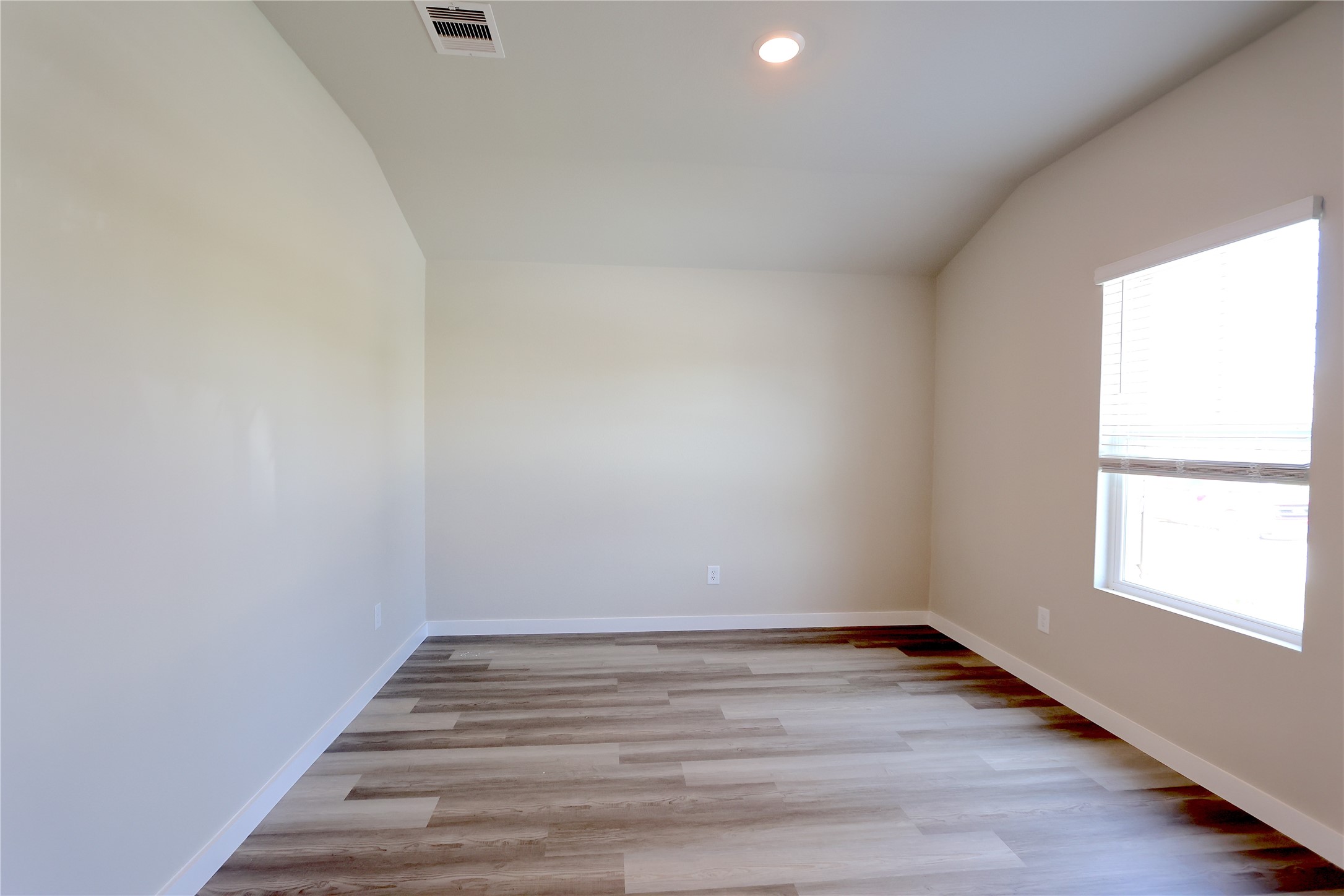 1539 King Ranch Road Property Photo 2