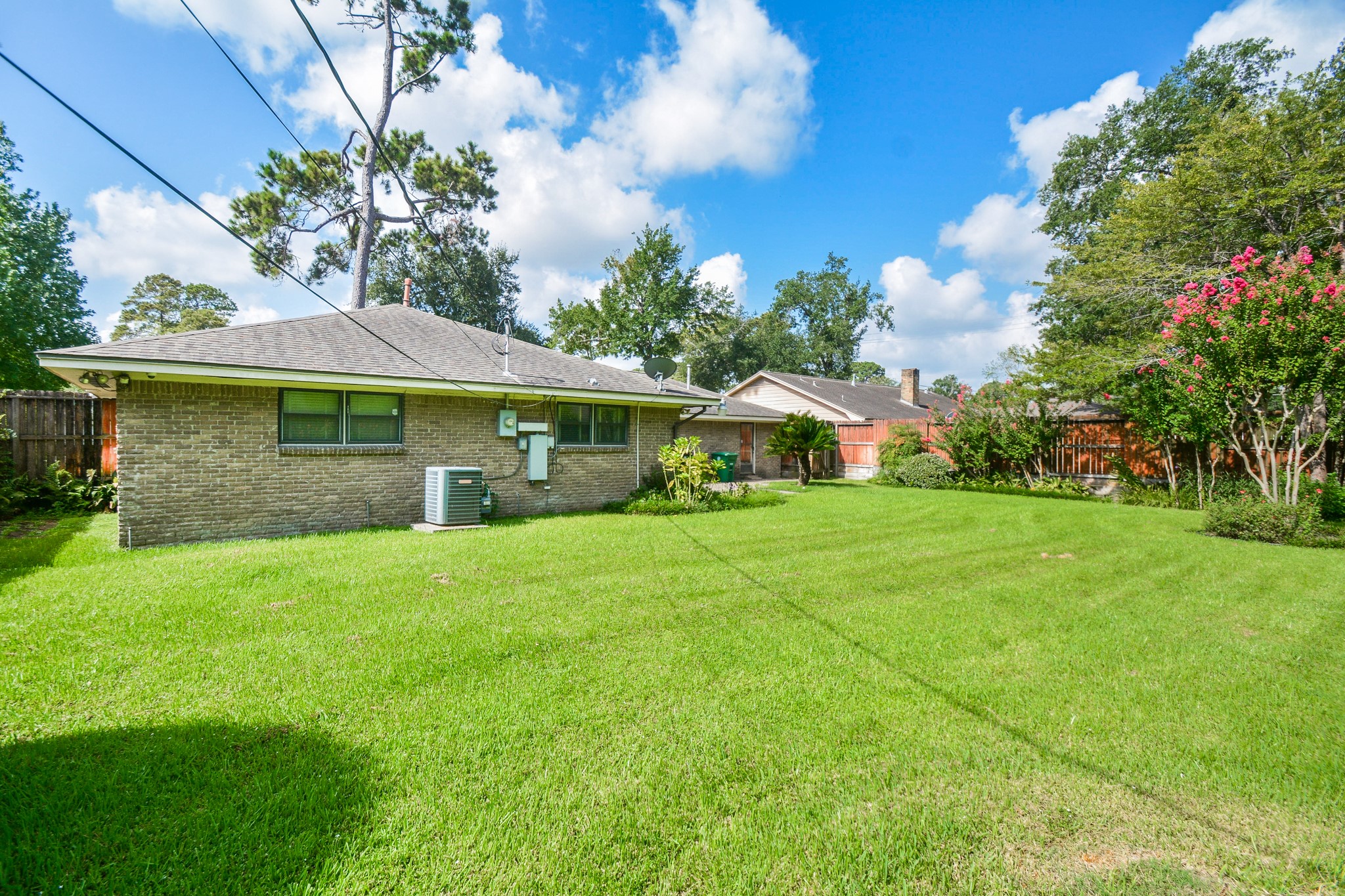 10162 Eddystone Drive Property Photo 3