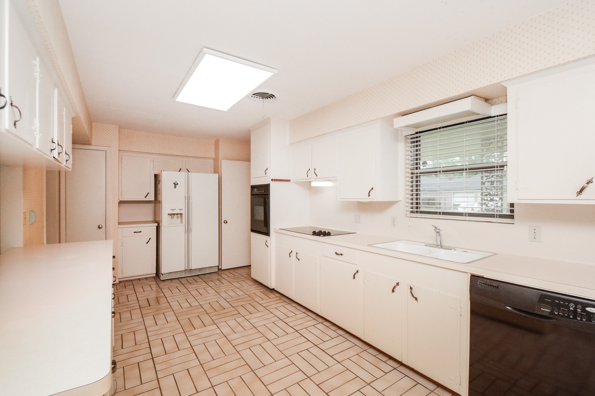 10162 Eddystone Drive Property Photo 9