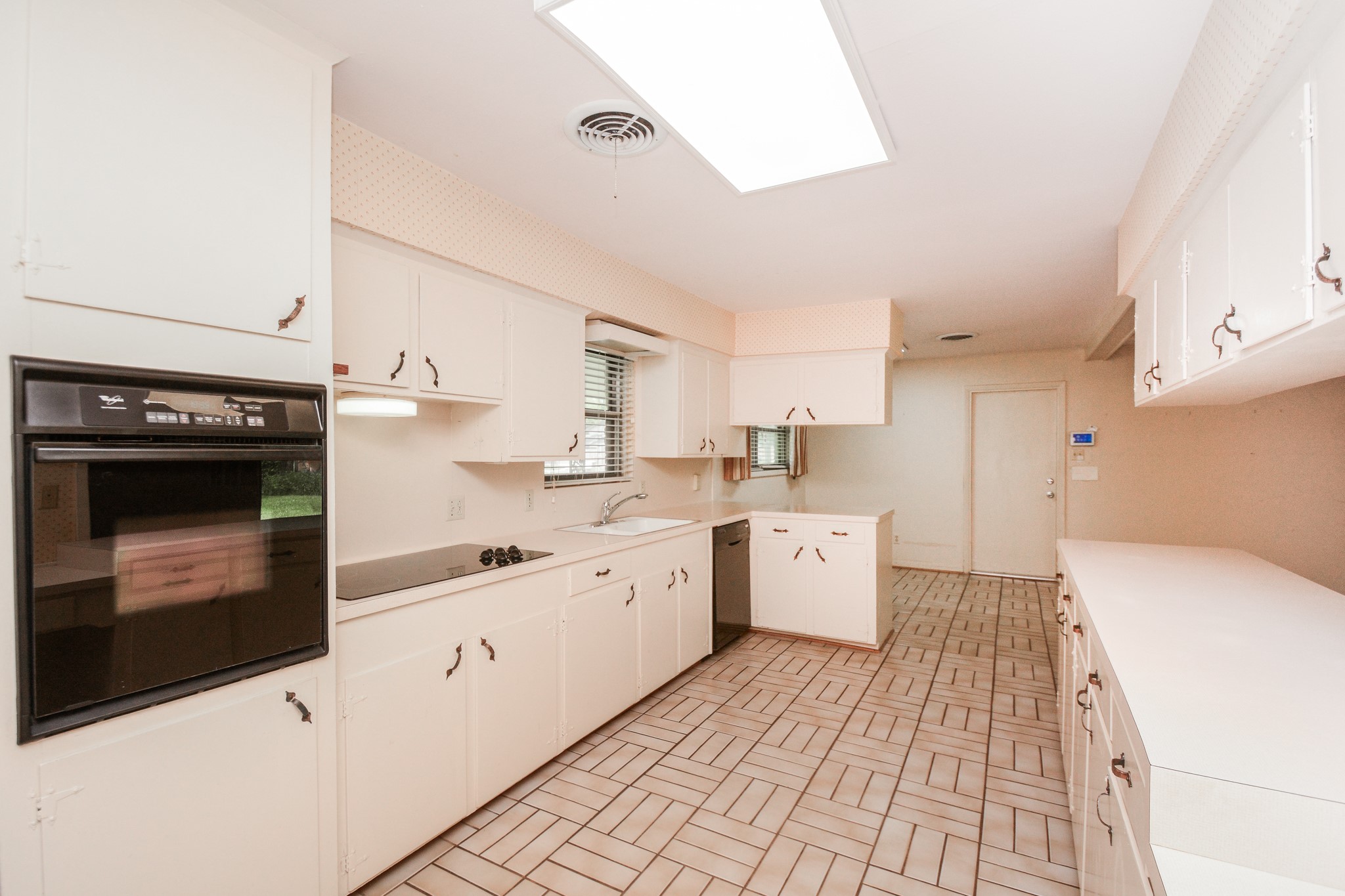 10162 Eddystone Drive Property Photo 10
