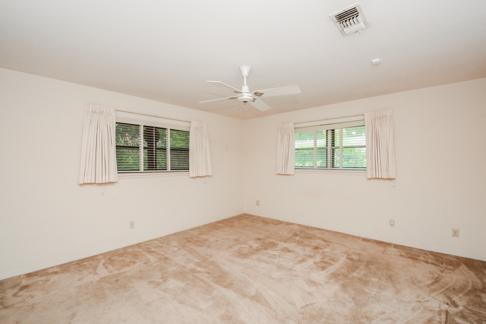 10162 Eddystone Drive Property Photo 15