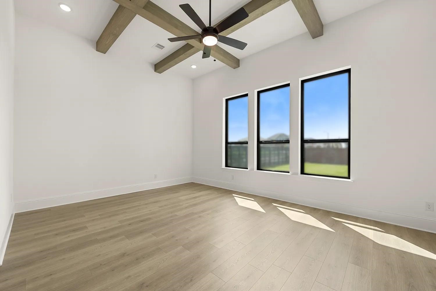 4814 North Star Trail Property Photo 4