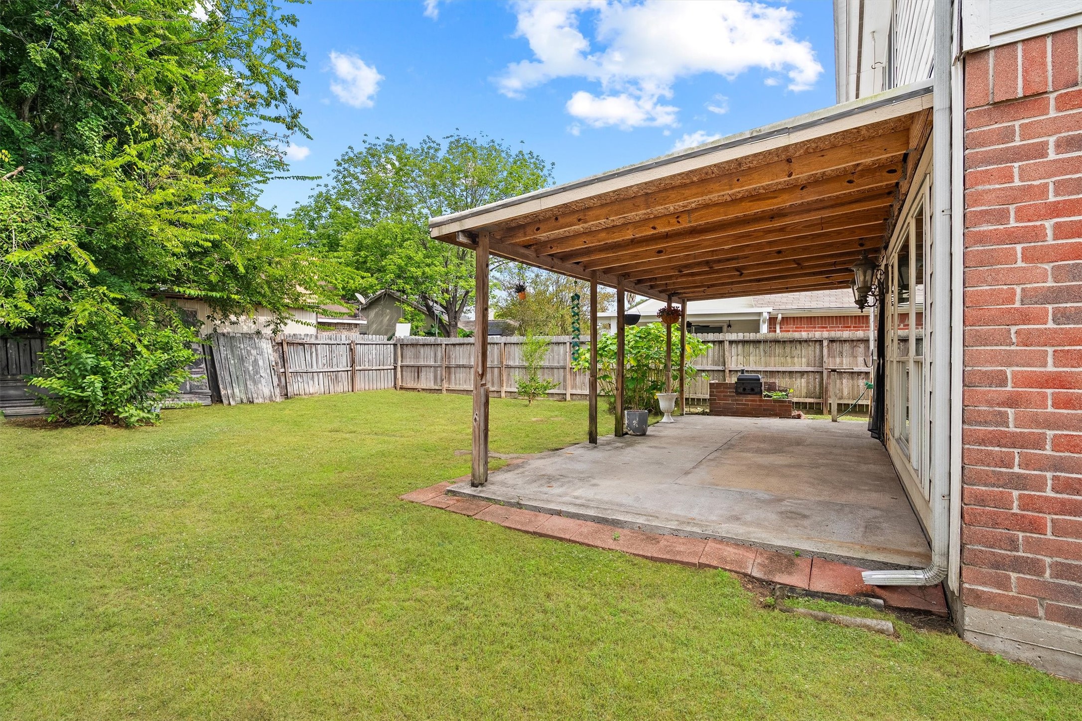 5426 Bourgeois Road Property Photo 21