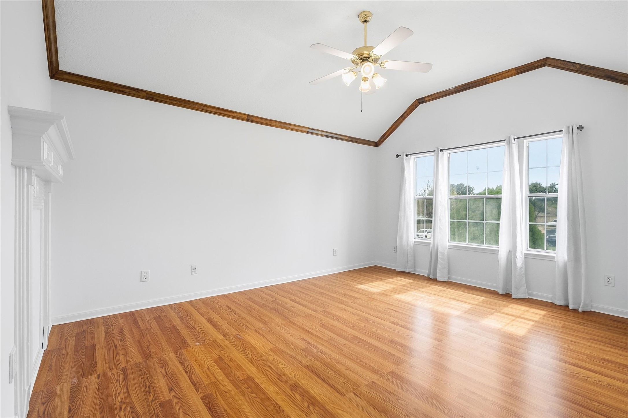 5426 Bourgeois Road Property Photo 25
