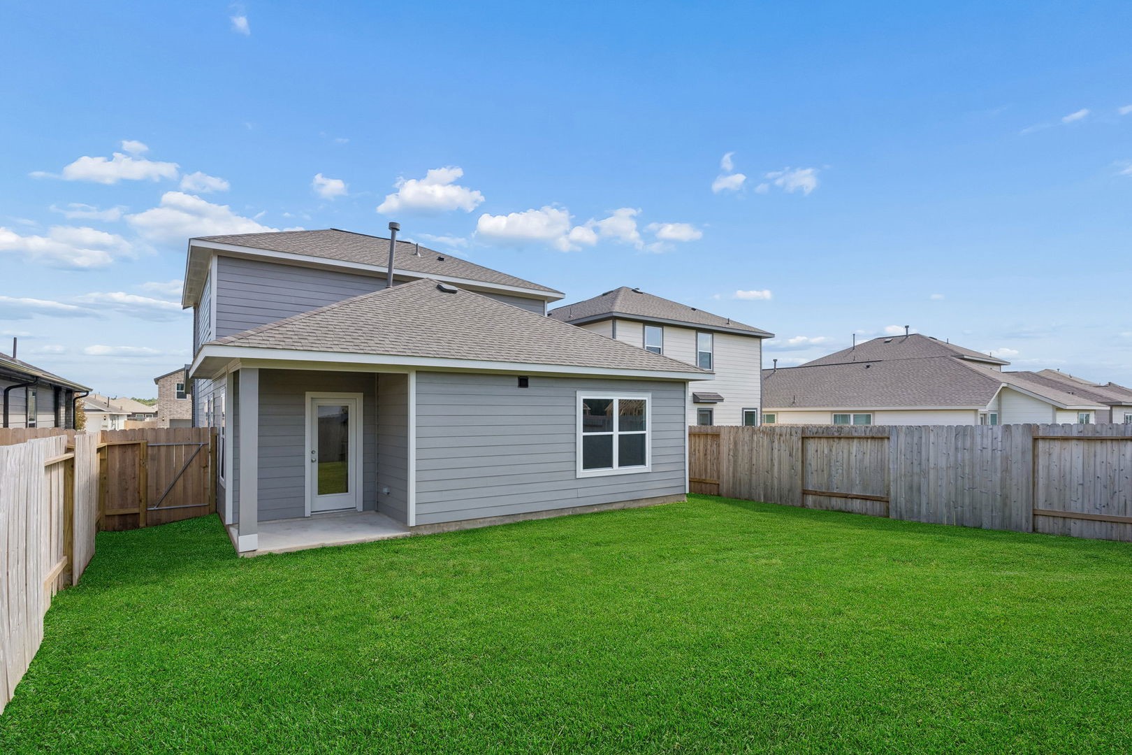 13807 Lago Vista Drive Property Photo 17