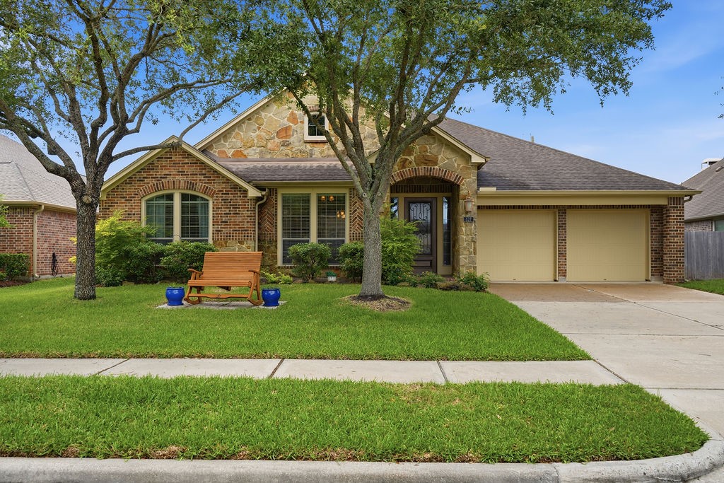 527 Jordan Creek Court Property Photo 1