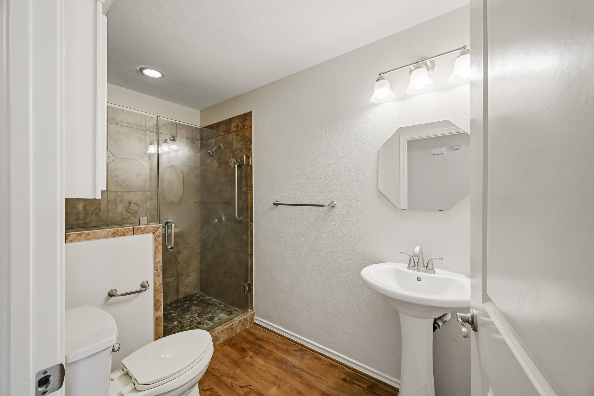 16250 Indian Mill Drive Property Photo 13
