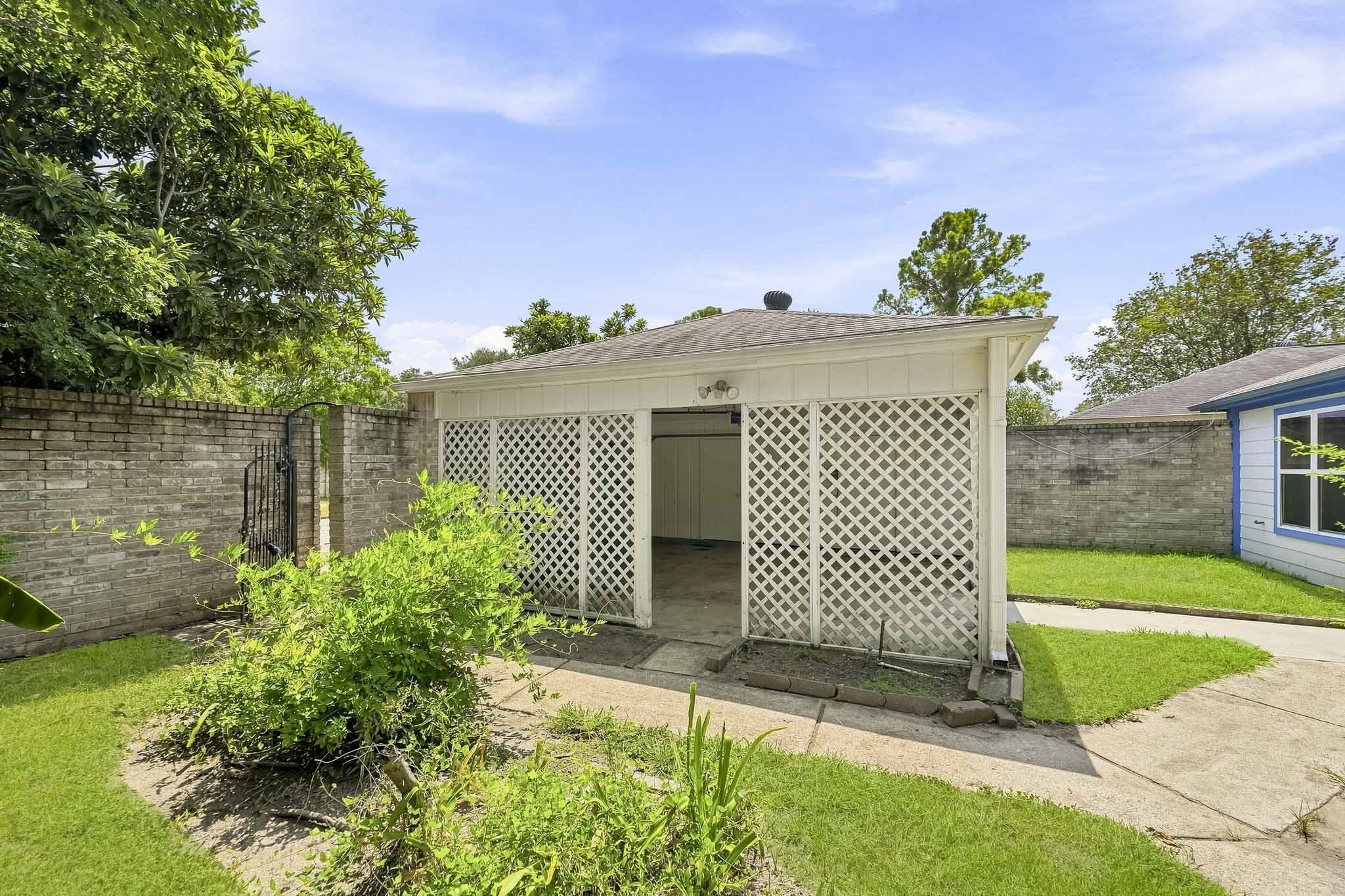 16250 Indian Mill Drive Property Photo 21