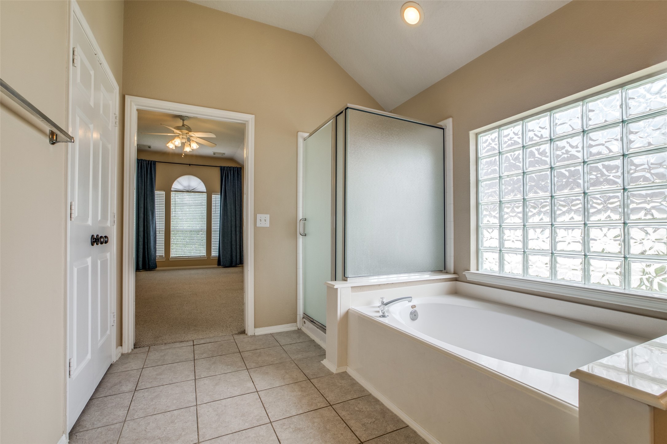 2709 Sunhill Court Property Photo 20