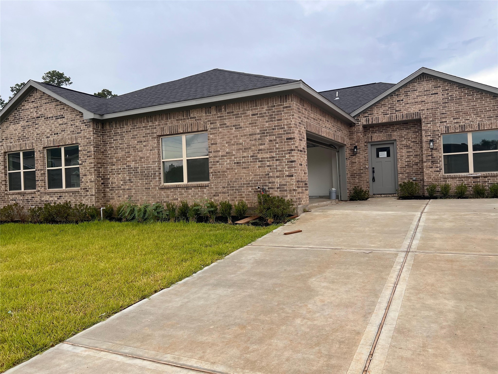 2618 Liguria Ln Circle Property Photo 3