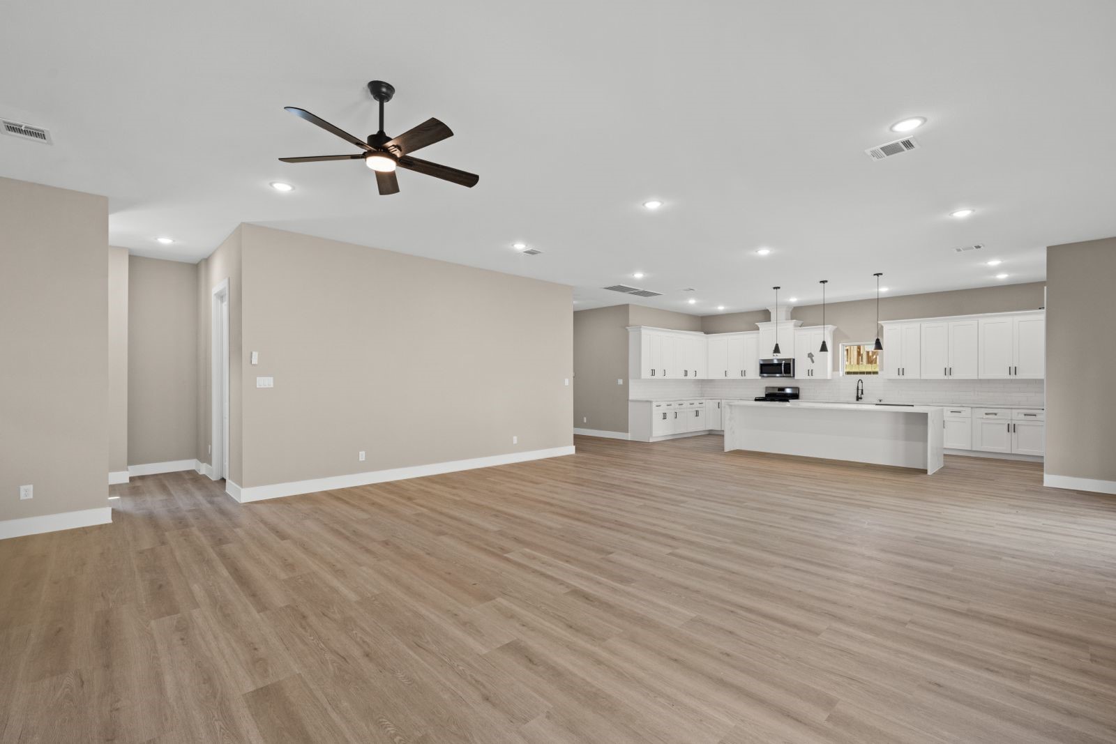 2618 Liguria Ln Circle Property Photo 7