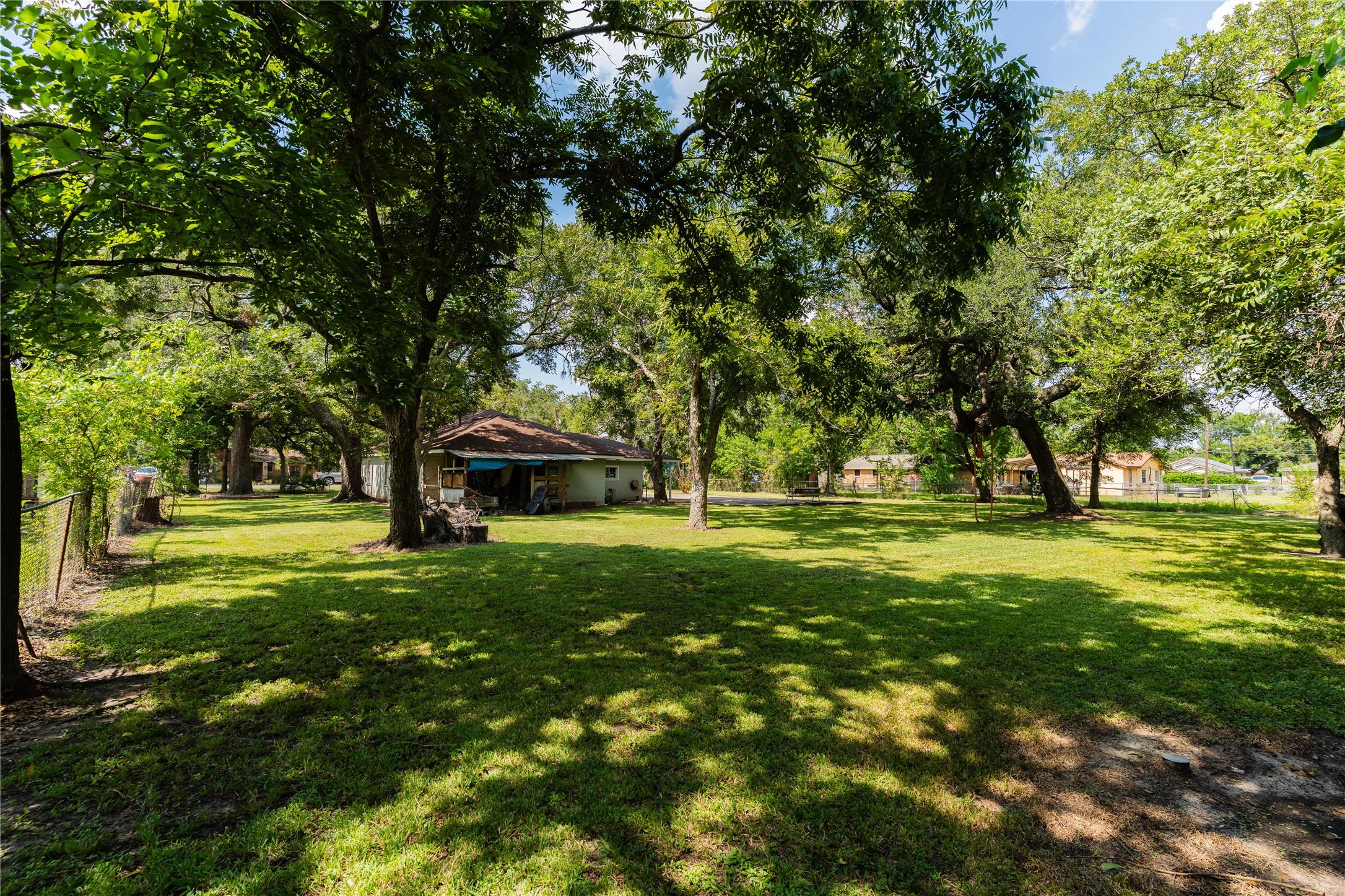 417 Hardy Street Property Photo 28