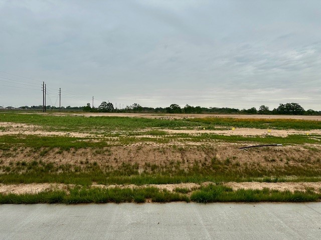 1033 Wrangler Way Property Photo 2