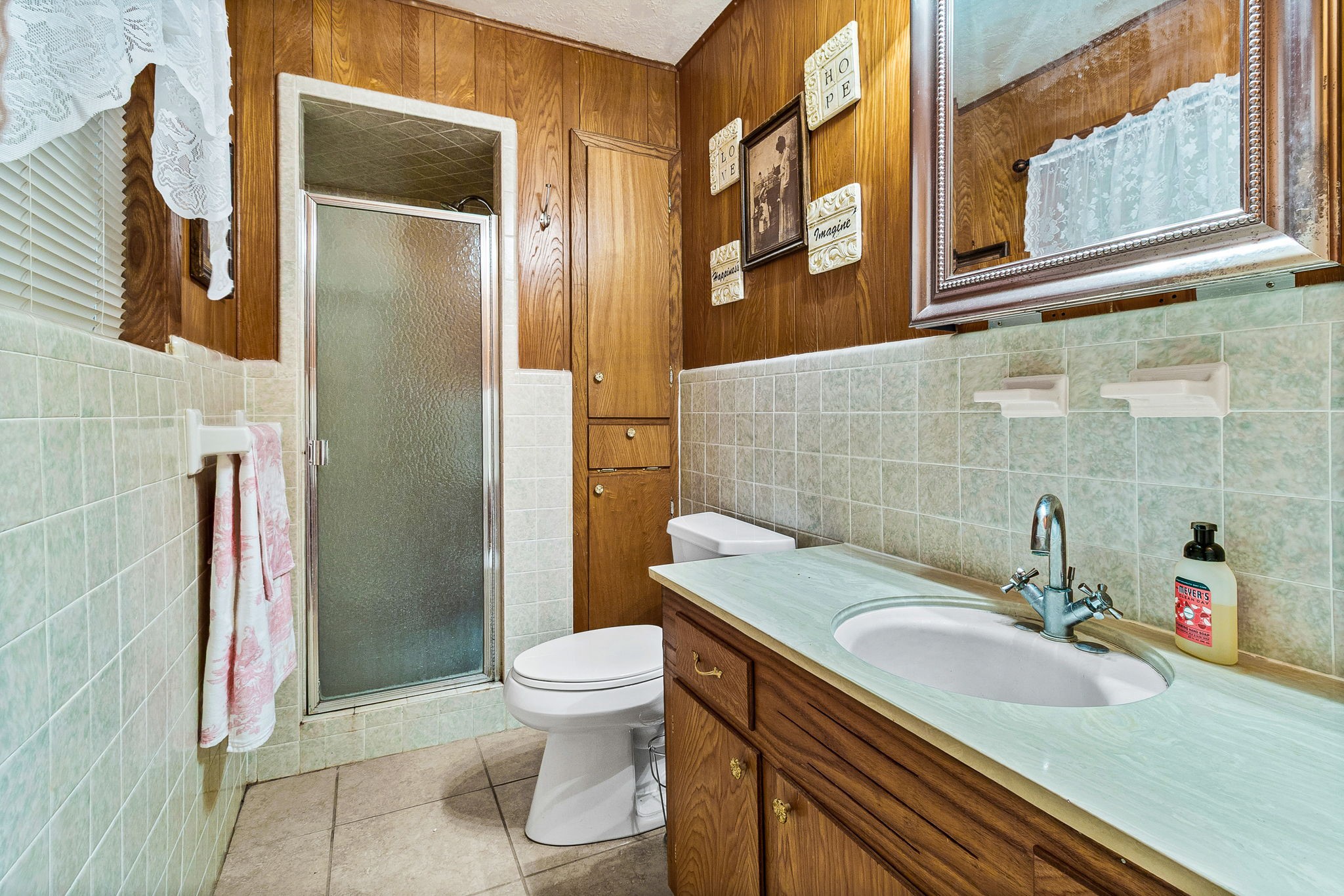 700 County Road 4120 Property Photo 23