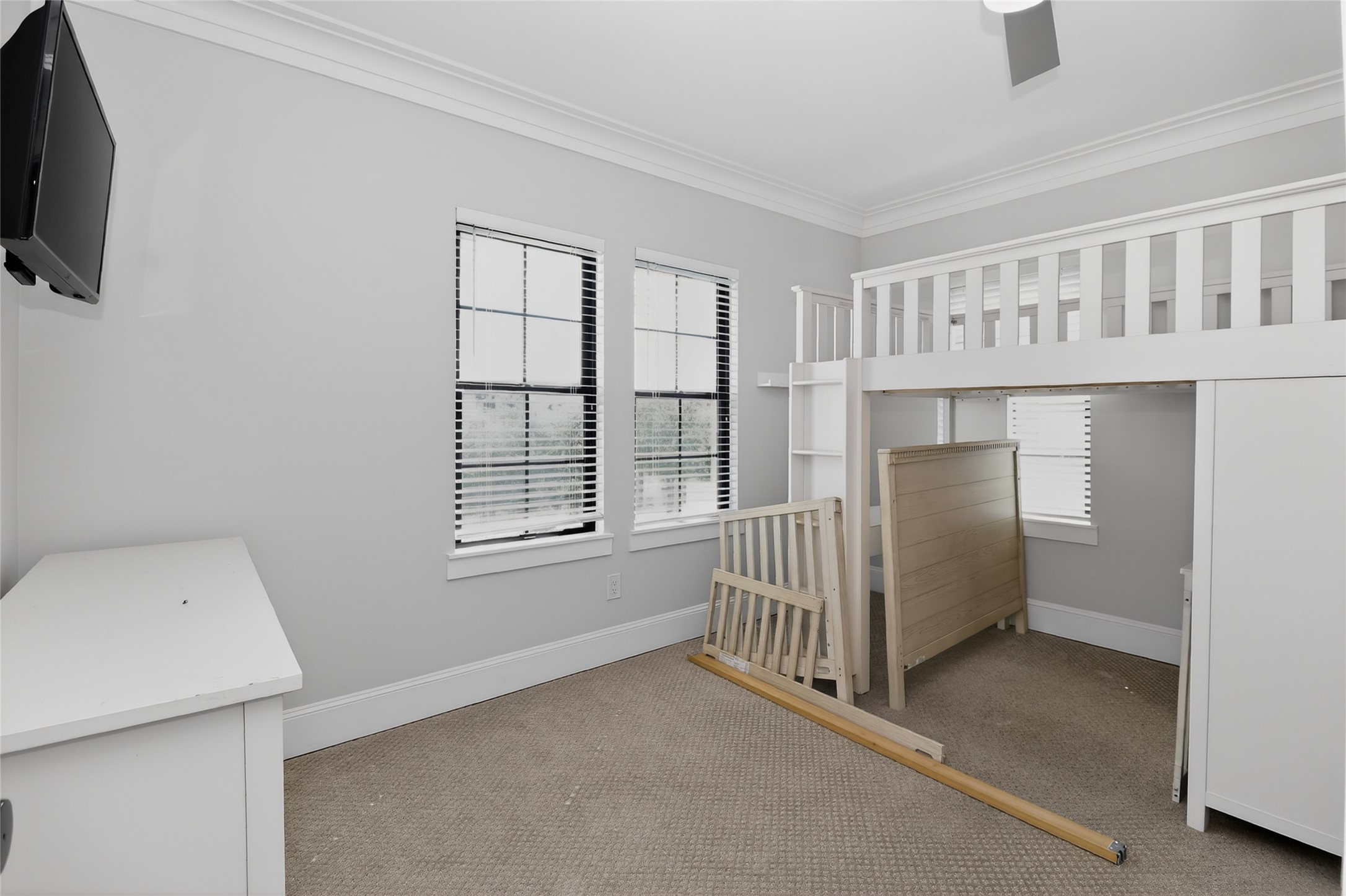 2425 Binz Street Property Photo 16
