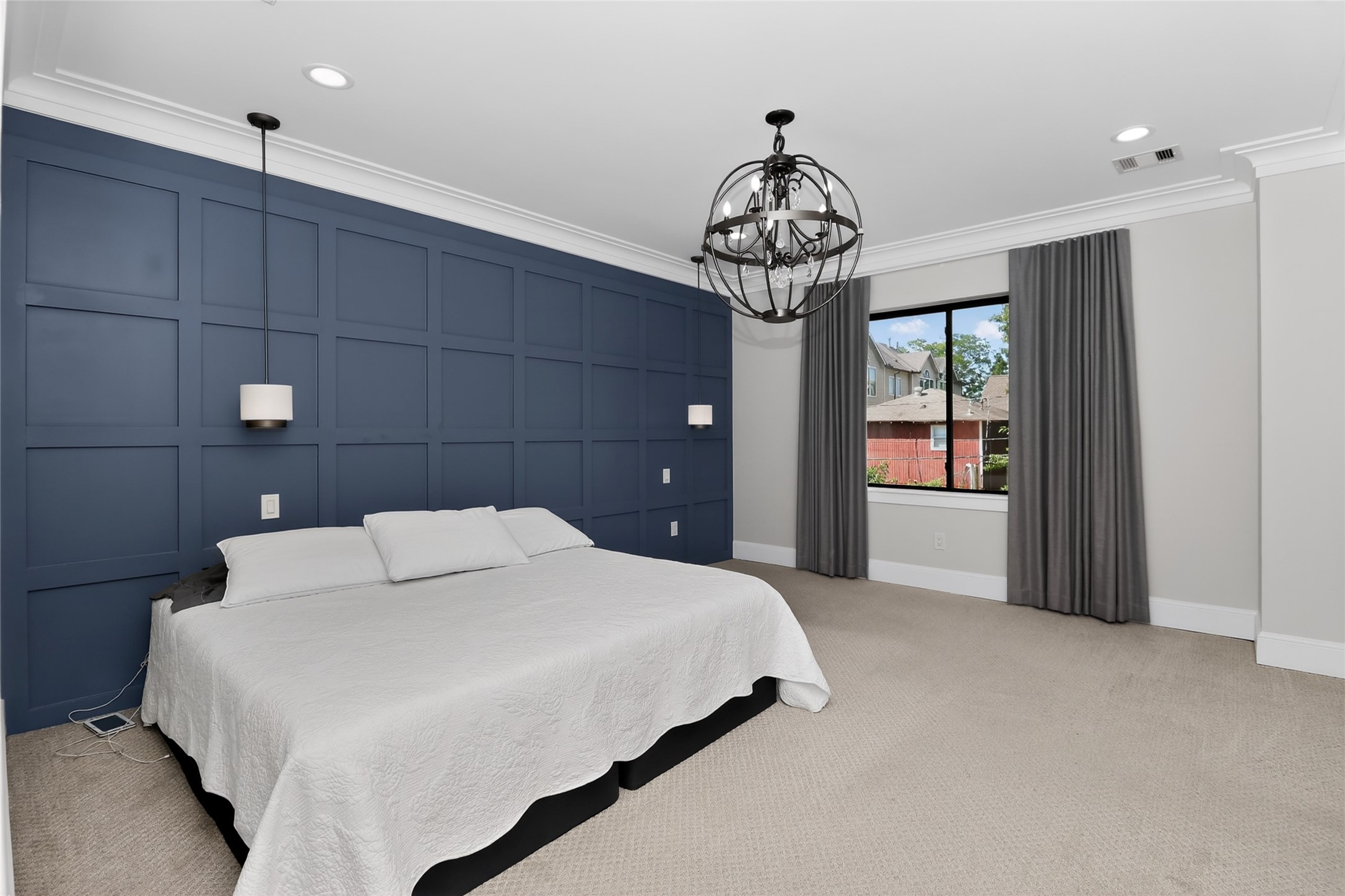 2425 Binz Street Property Photo 17