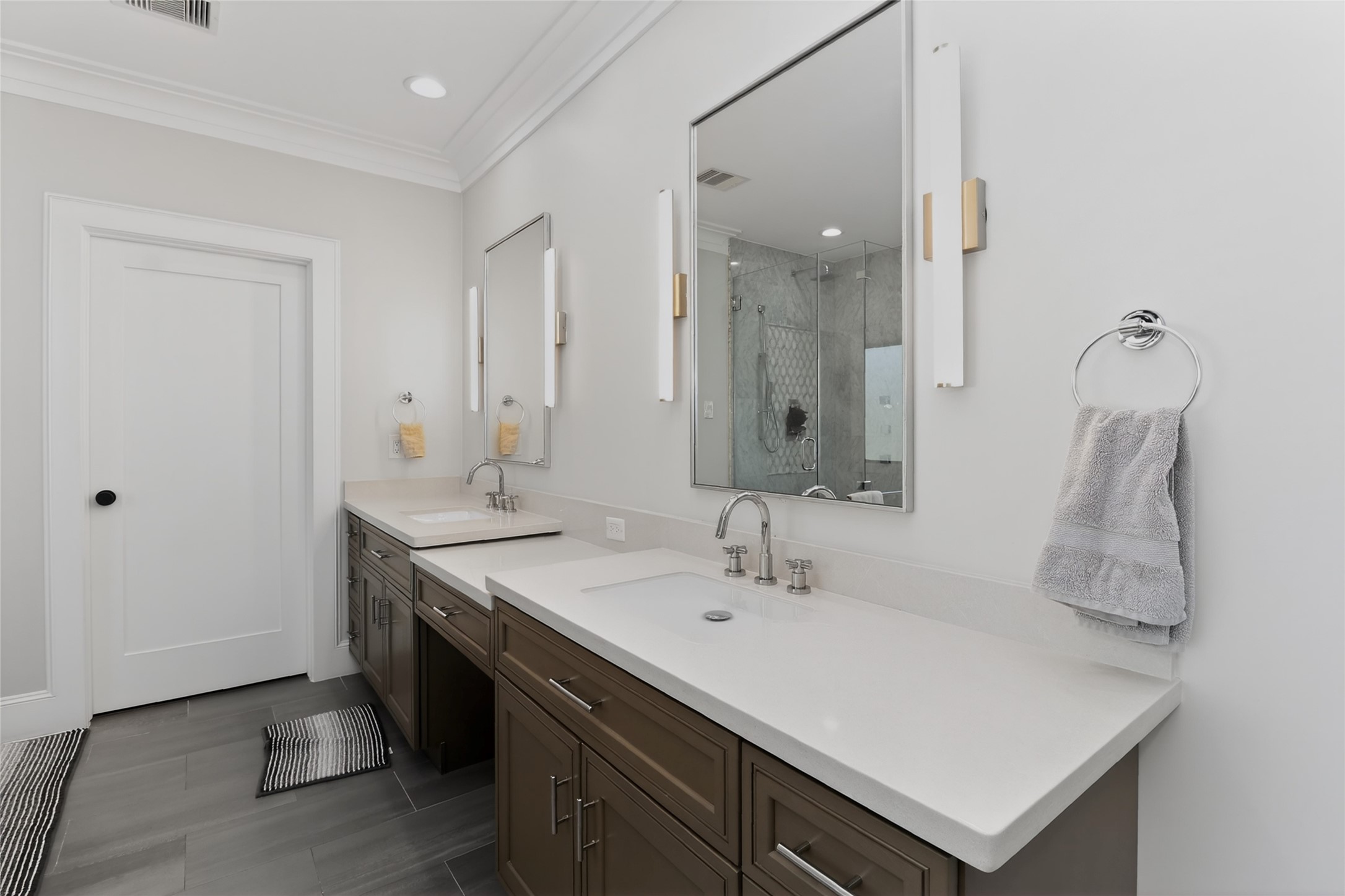 2425 Binz Street Property Photo 20