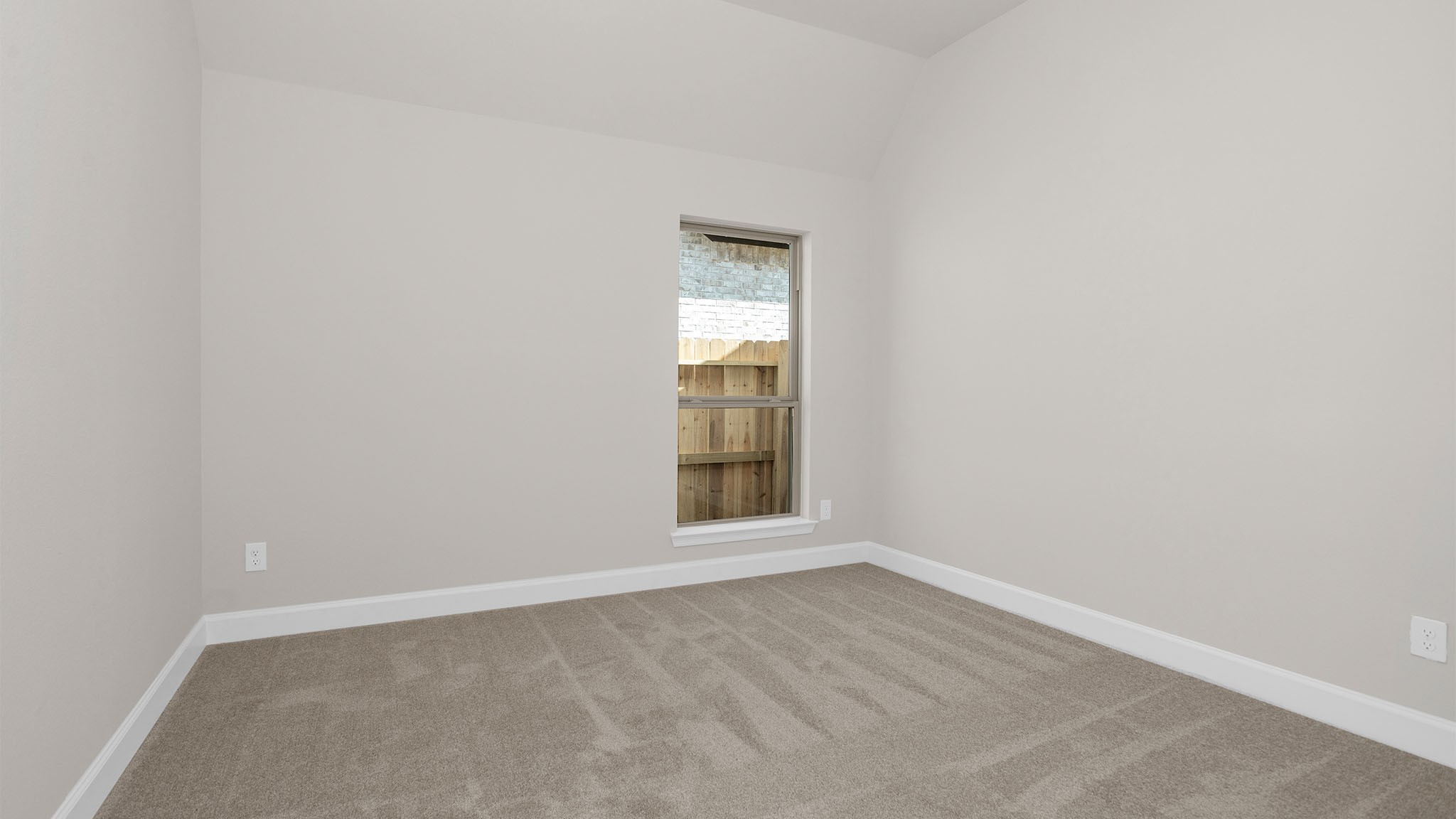 2618 Regal Bloom Drive Property Photo 13