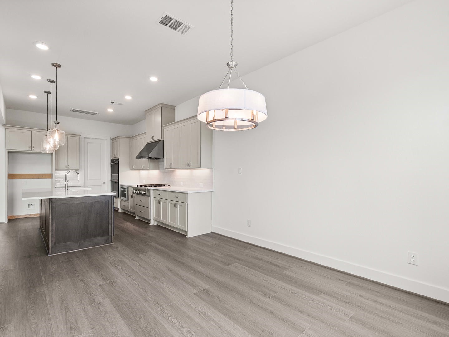1511 Watermont Drive Property Photo 27