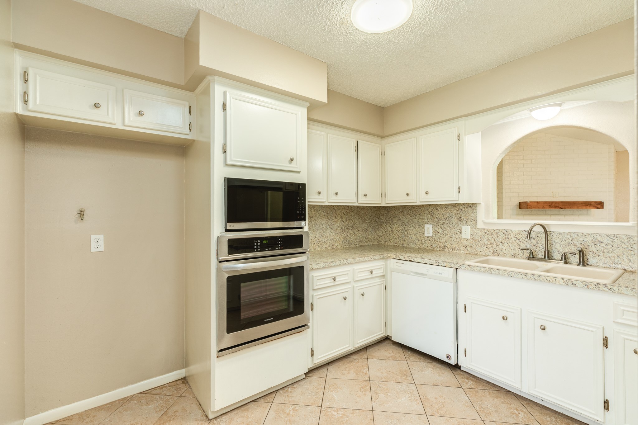 232 Wayne Dr Property Photo 14