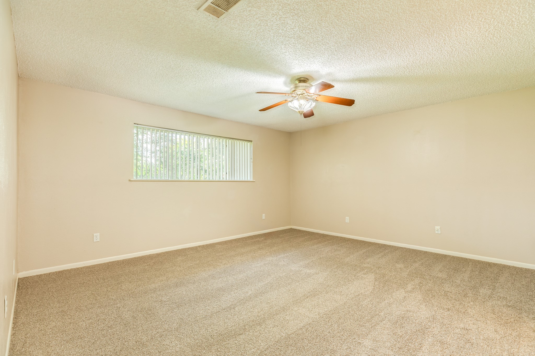 232 Wayne Dr Property Photo 20