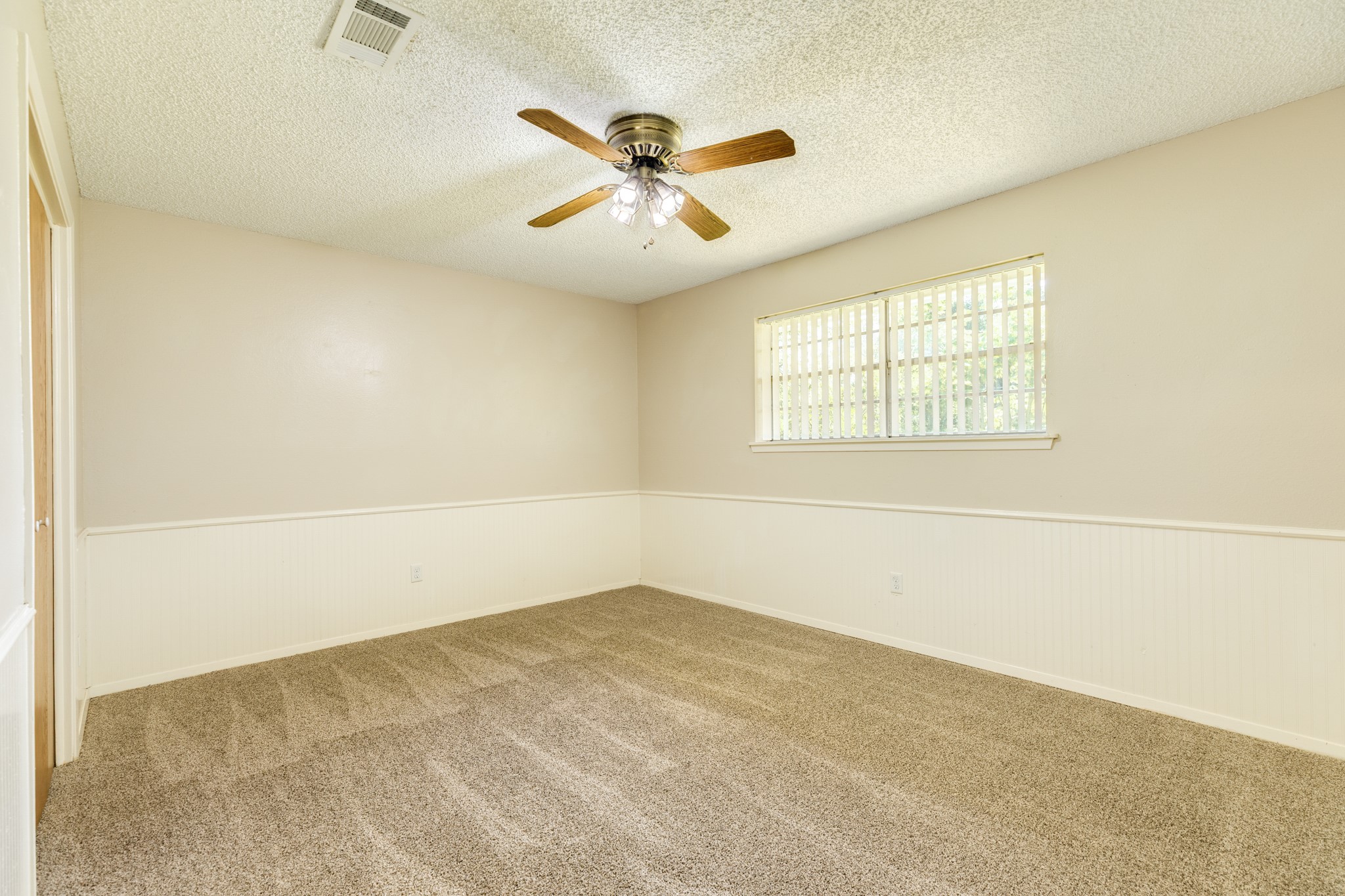 232 Wayne Dr Property Photo 24