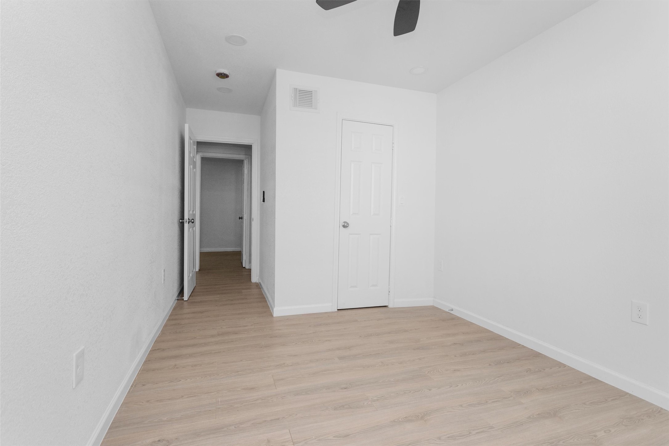 16016 Green Manor Drive Property Photo 16