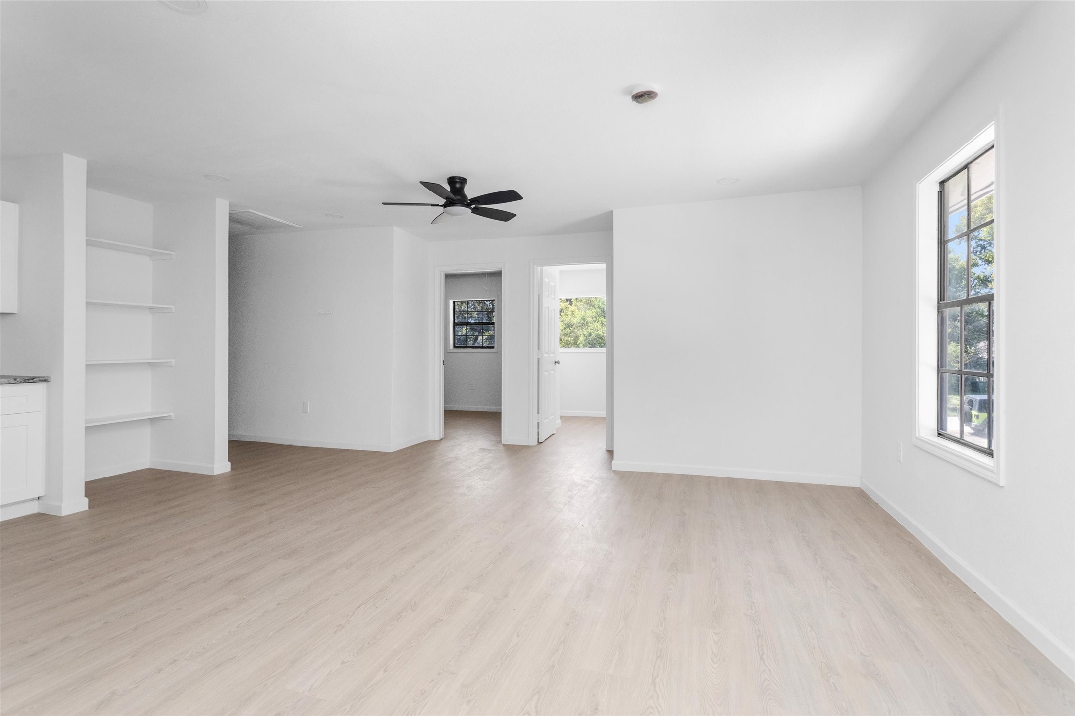 16016 Green Manor Drive Property Photo 27