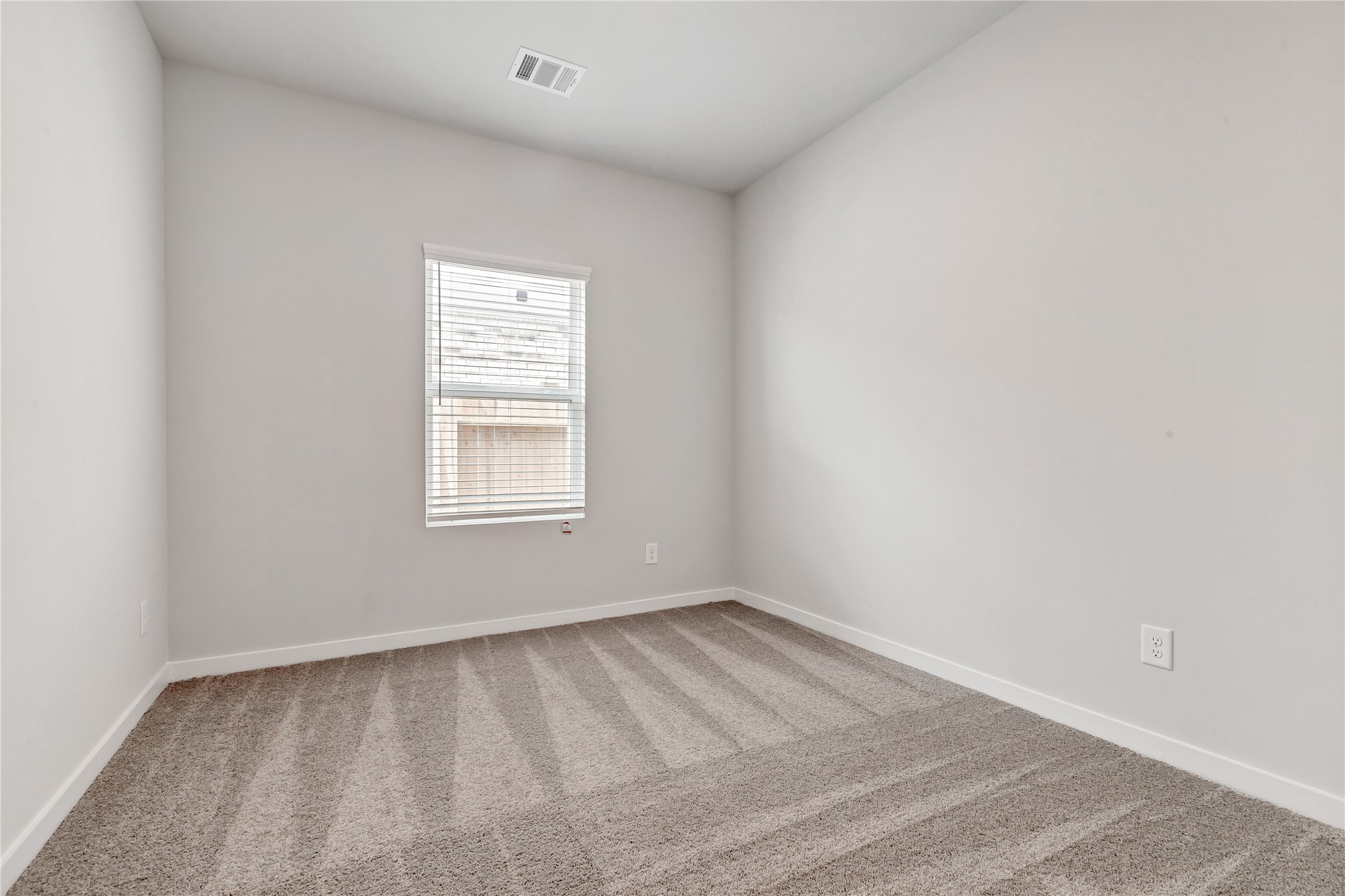 211 Intrepid Trail Property Photo 7