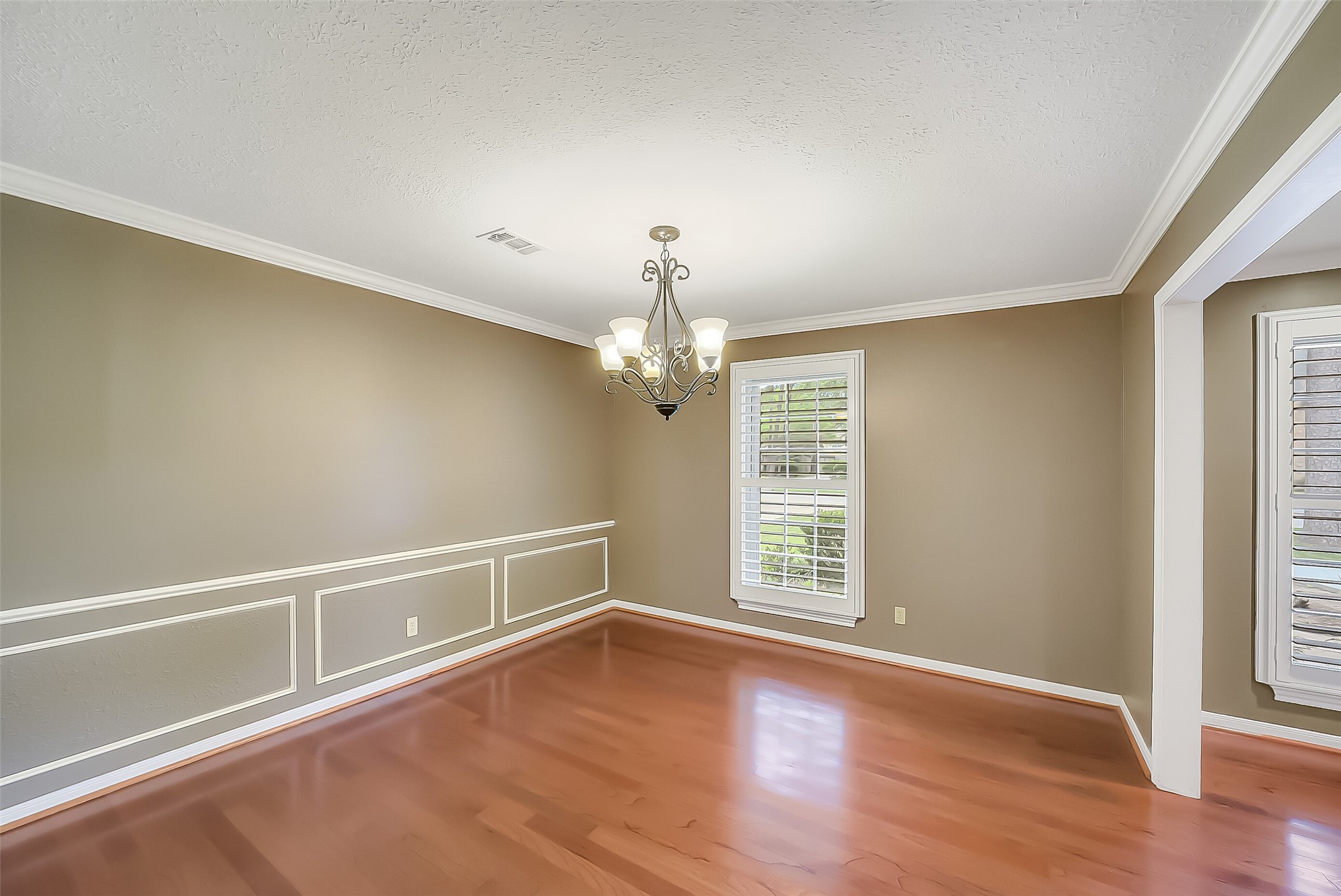 9519 Oxted Lane Property Photo 14