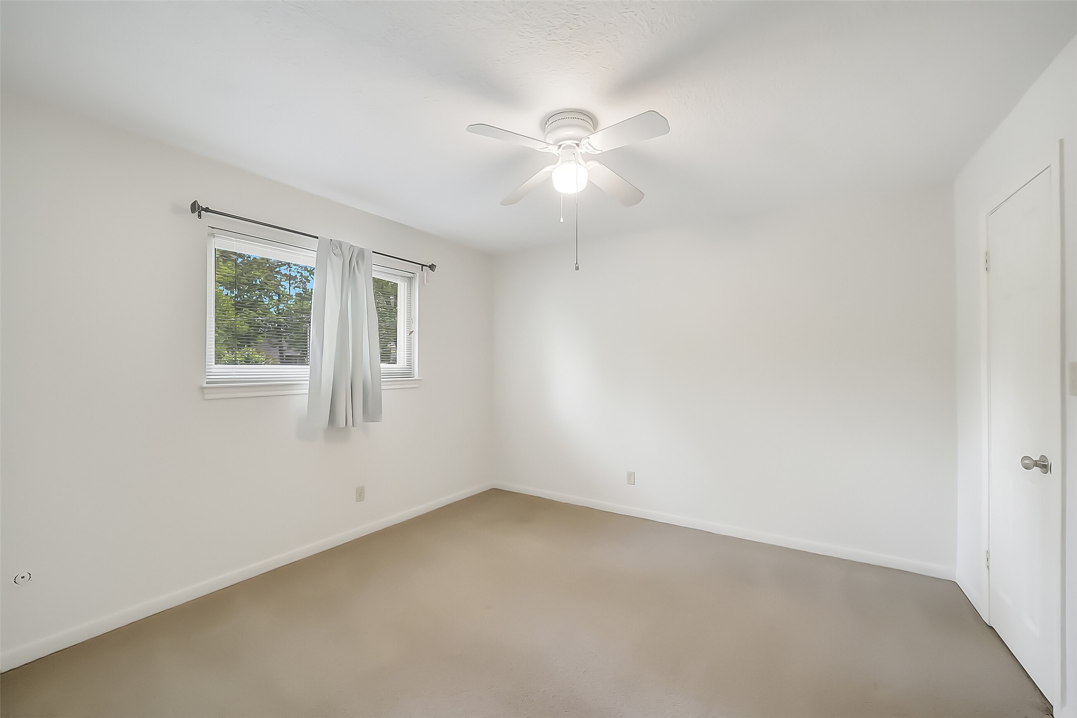 9519 Oxted Lane Property Photo 21