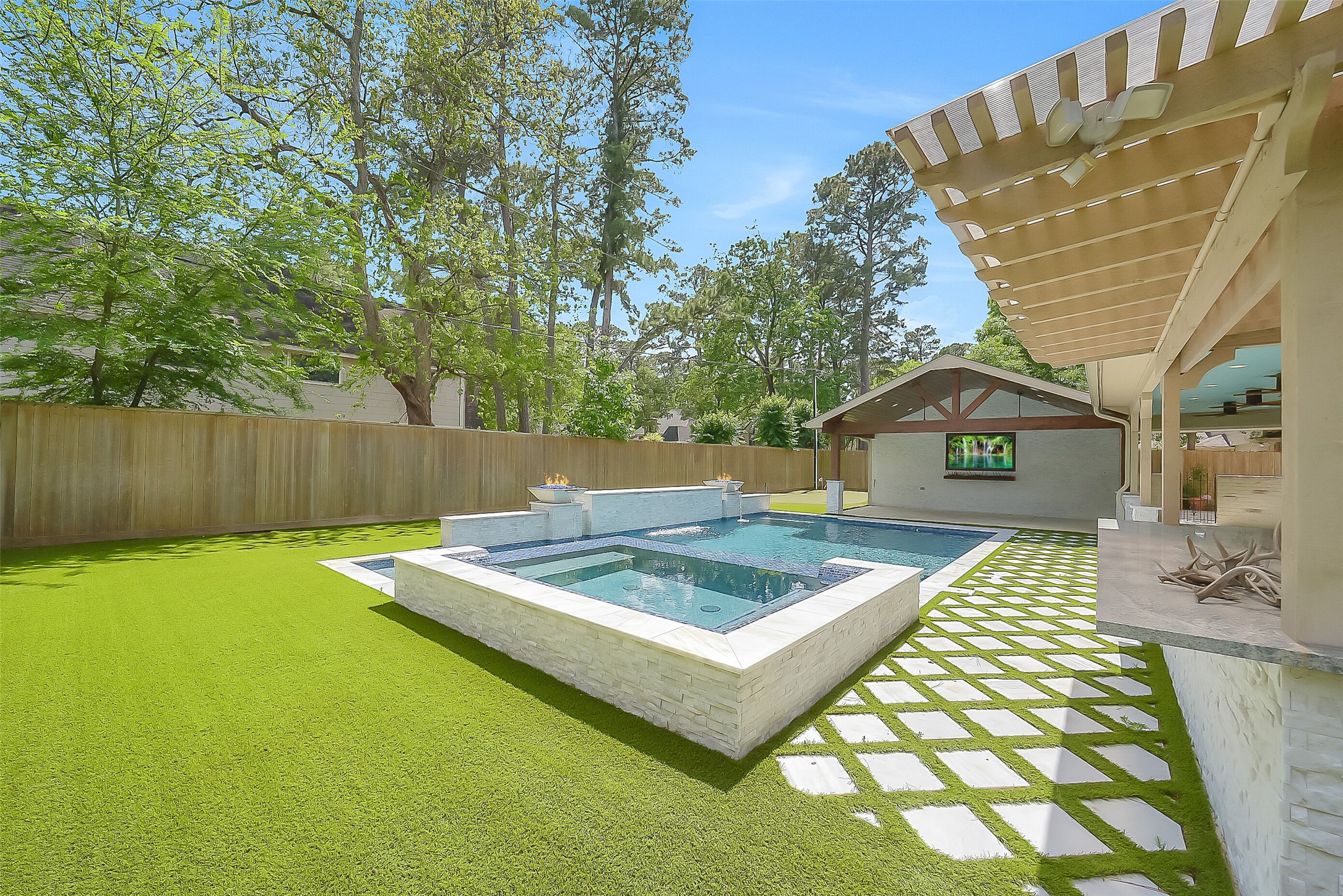 9519 Oxted Lane Property Photo 31