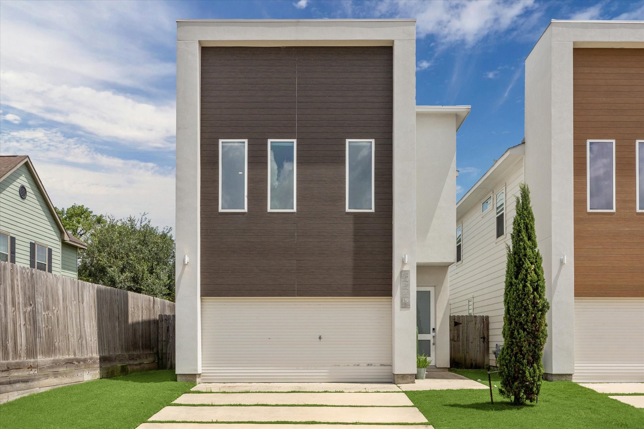 2220 Cortijo Place Property Photo 1