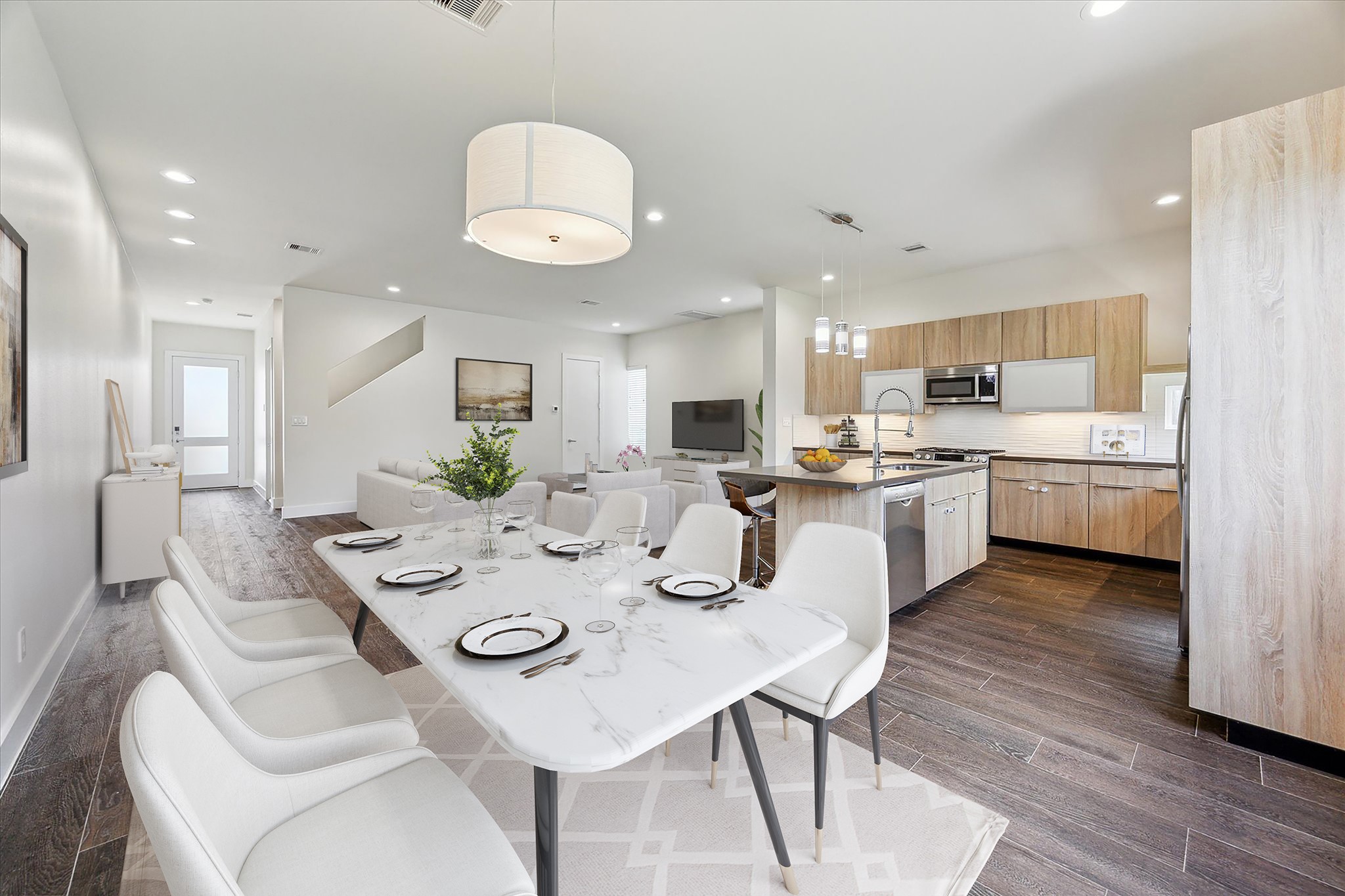 2220 Cortijo Place Property Photo 4