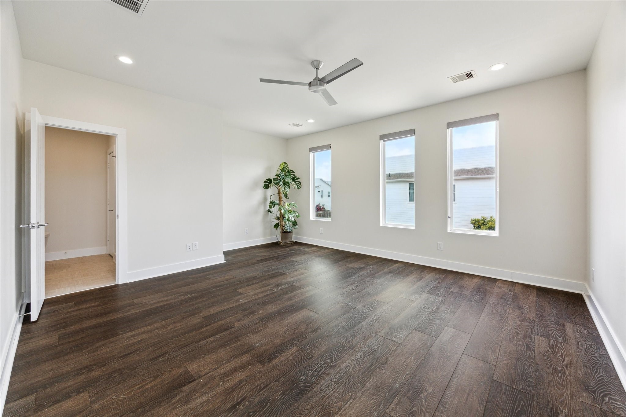 2220 Cortijo Place Property Photo 20