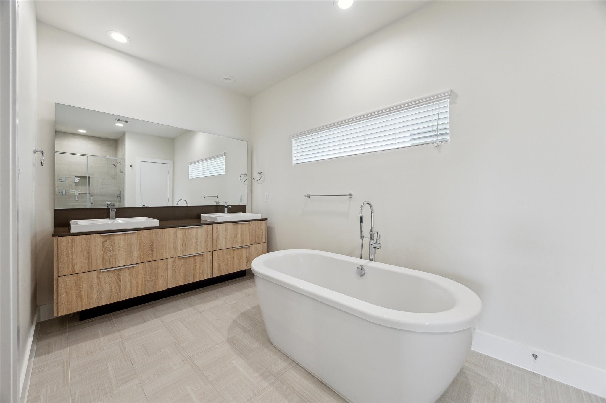2220 Cortijo Place Property Photo 24