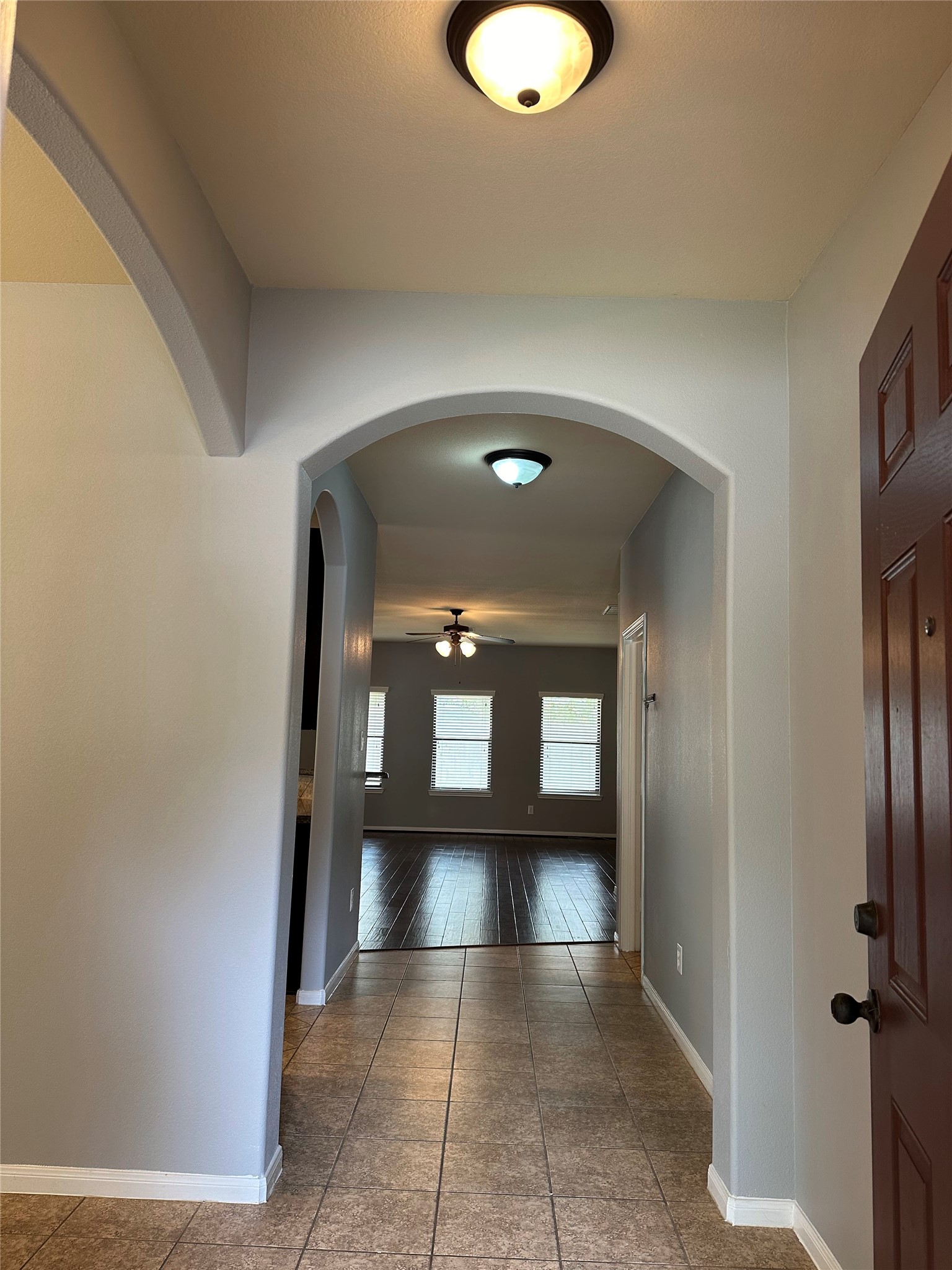 2610 Lexington Park Drive Property Photo 2