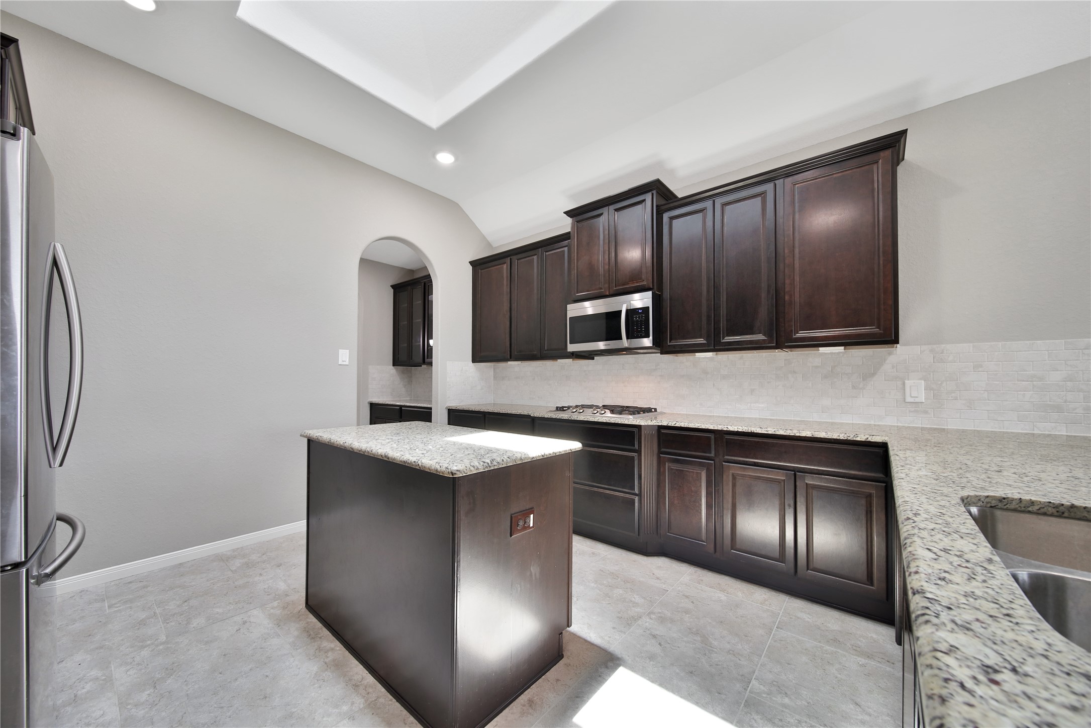 23434 Bracino Lake Drive Property Photo 10